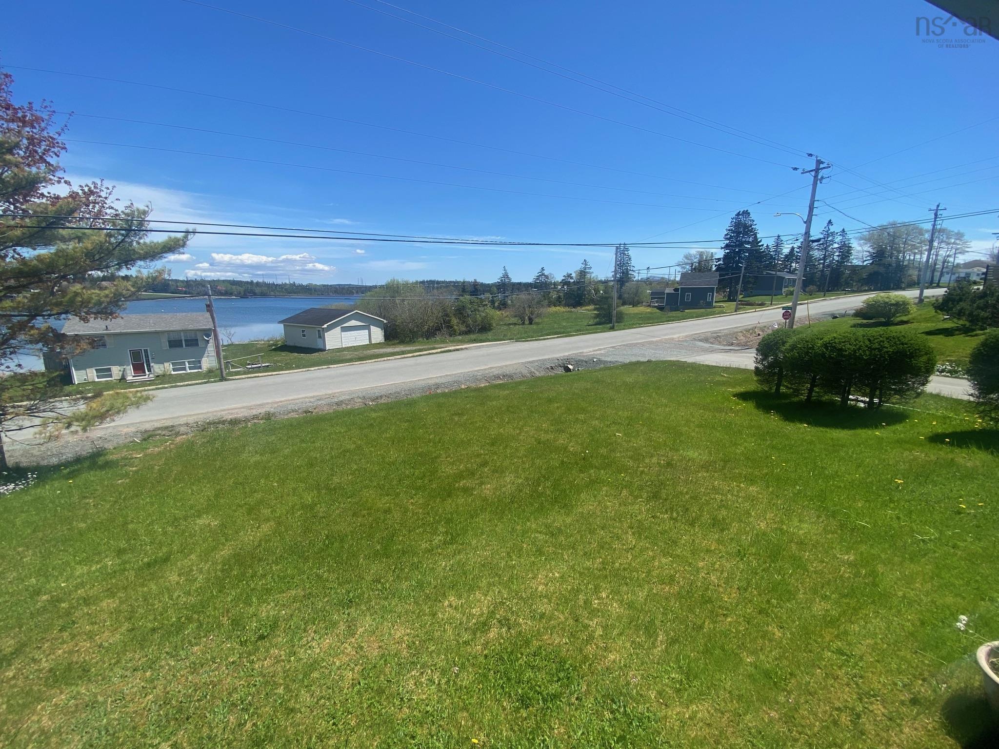 $269,000.00: 10 Lakeview Drive, St. Peter