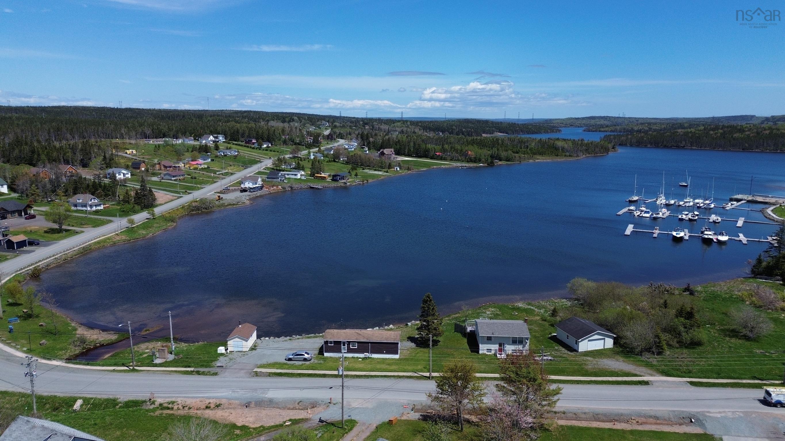 $269,000.00: 10 Lakeview Drive, St. Peter