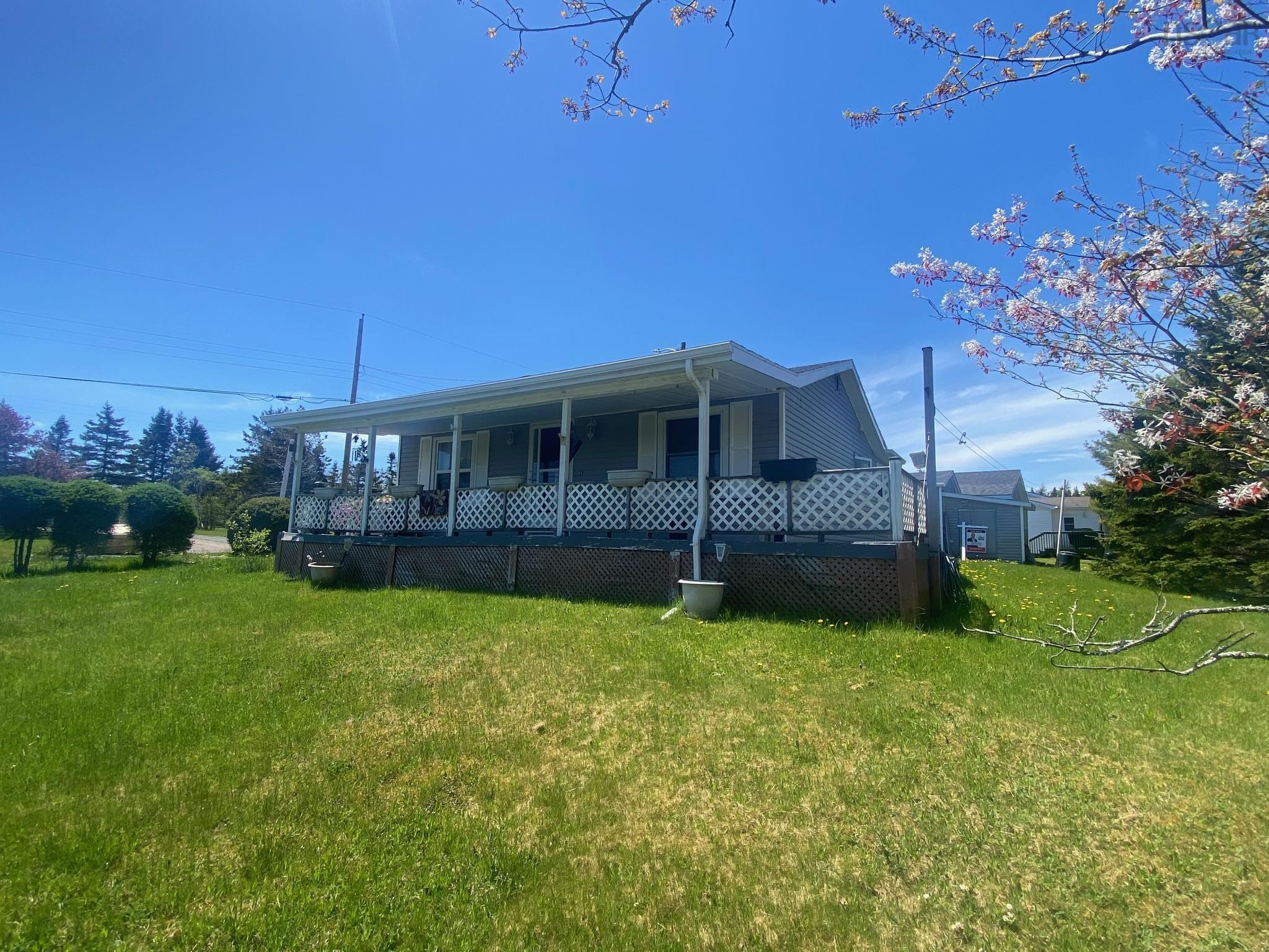 $269,000.00: 10 Lakeview Drive, St. Peter