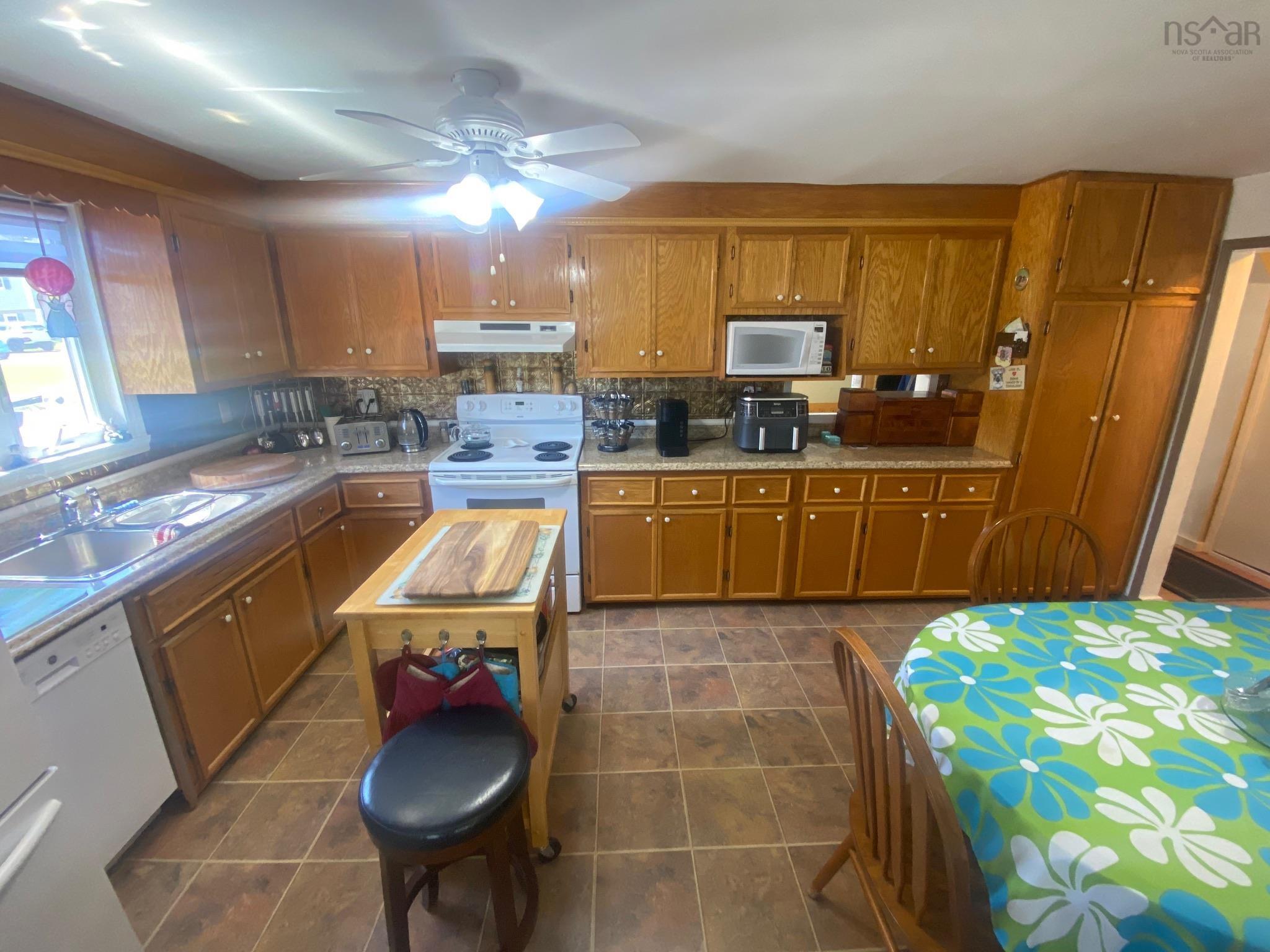 $269,000.00: 10 Lakeview Drive, St. Peter
