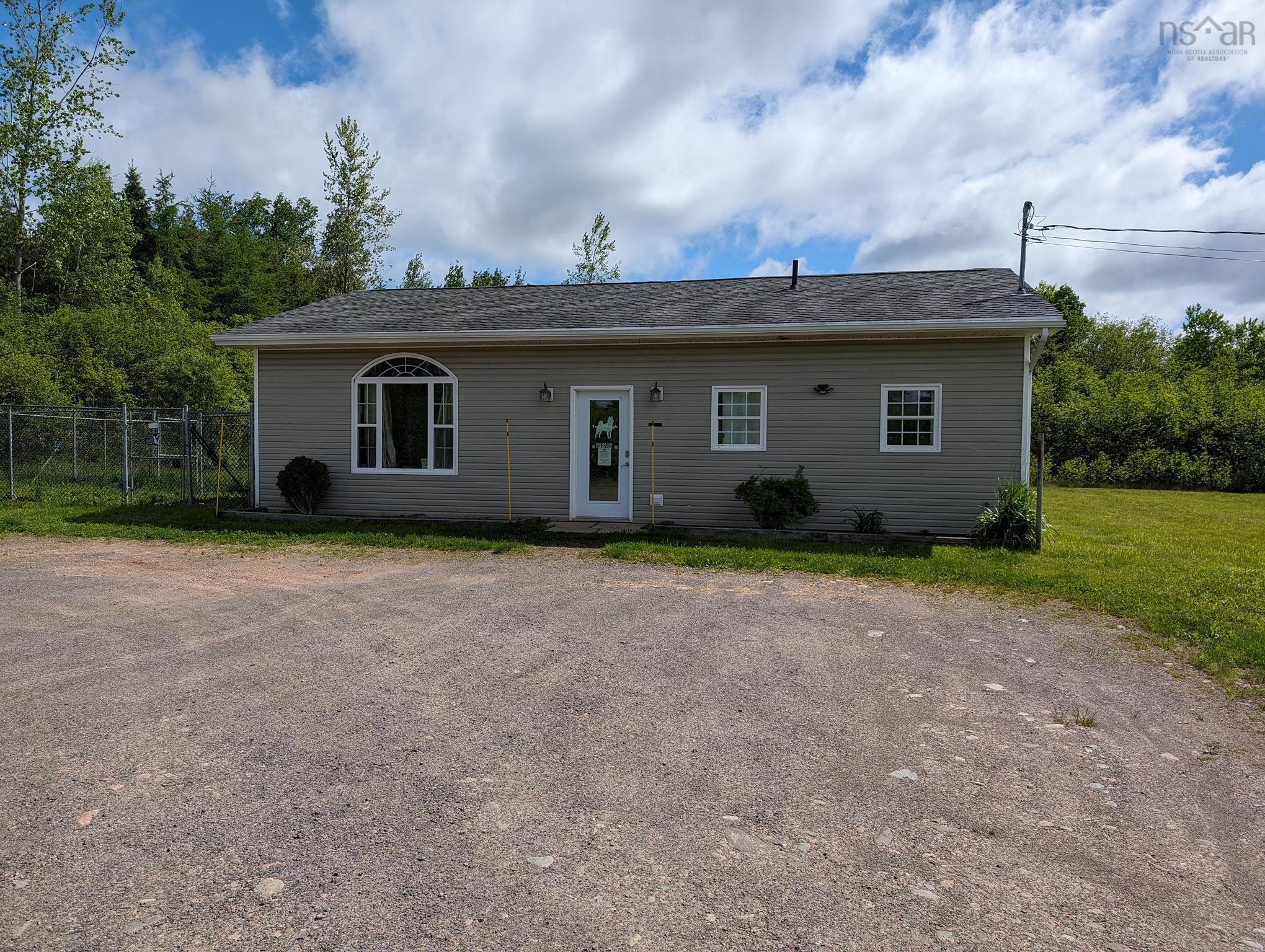 $439,900.00: 55 Atlantic Central Drive, East Mountain
