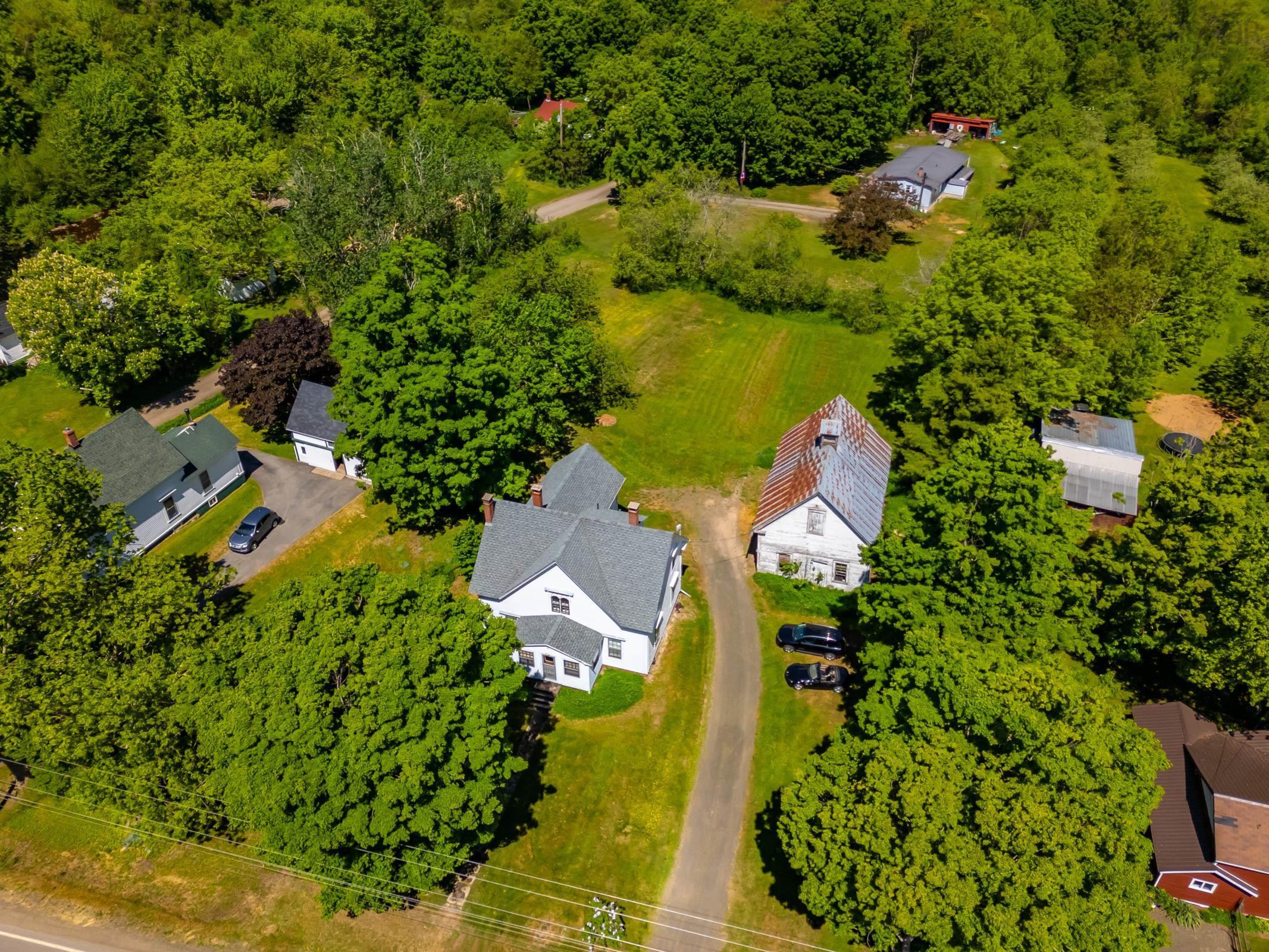 1851 Highway 201 
