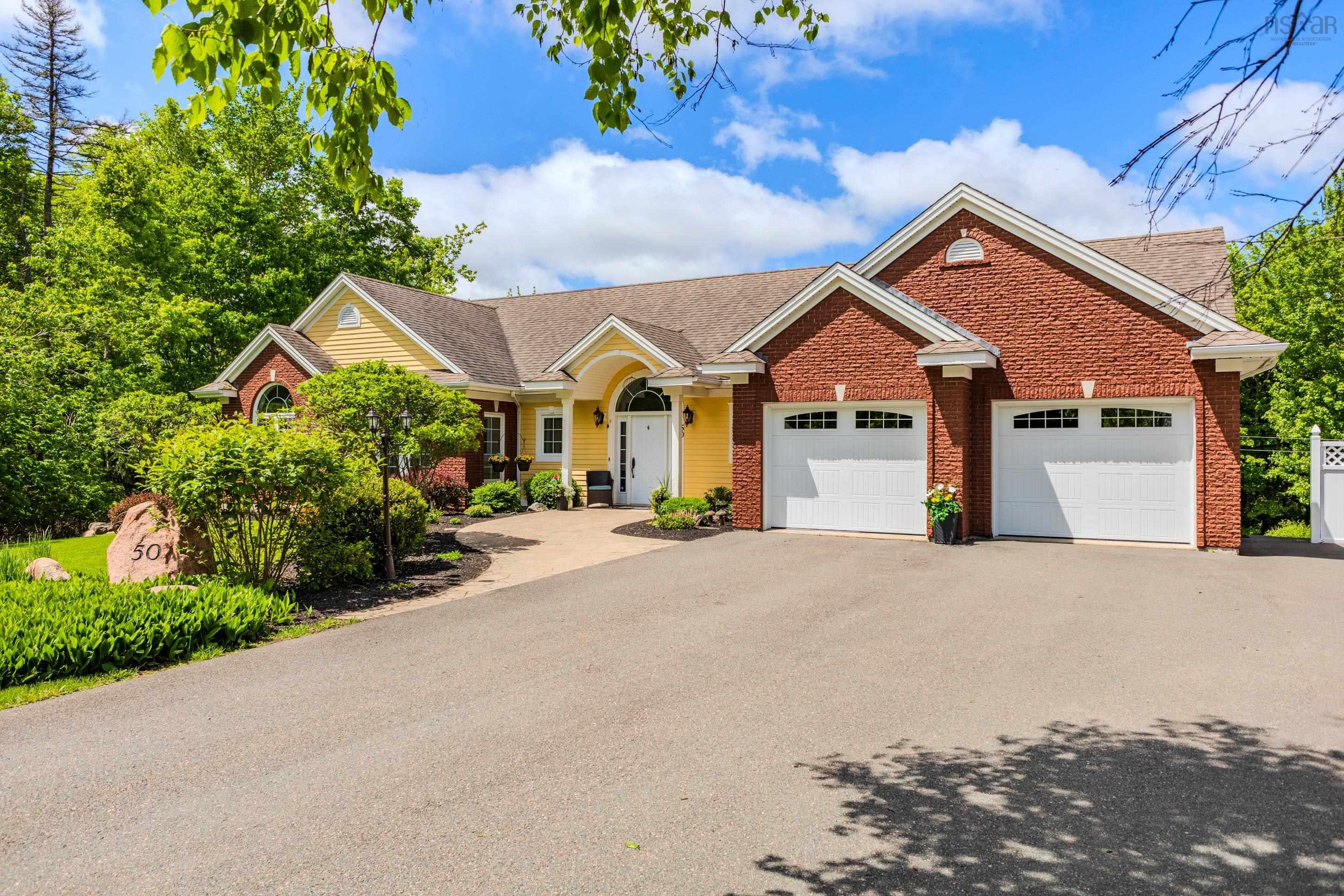 $774,999.00: 50 Somerset Drive, Bible Hill