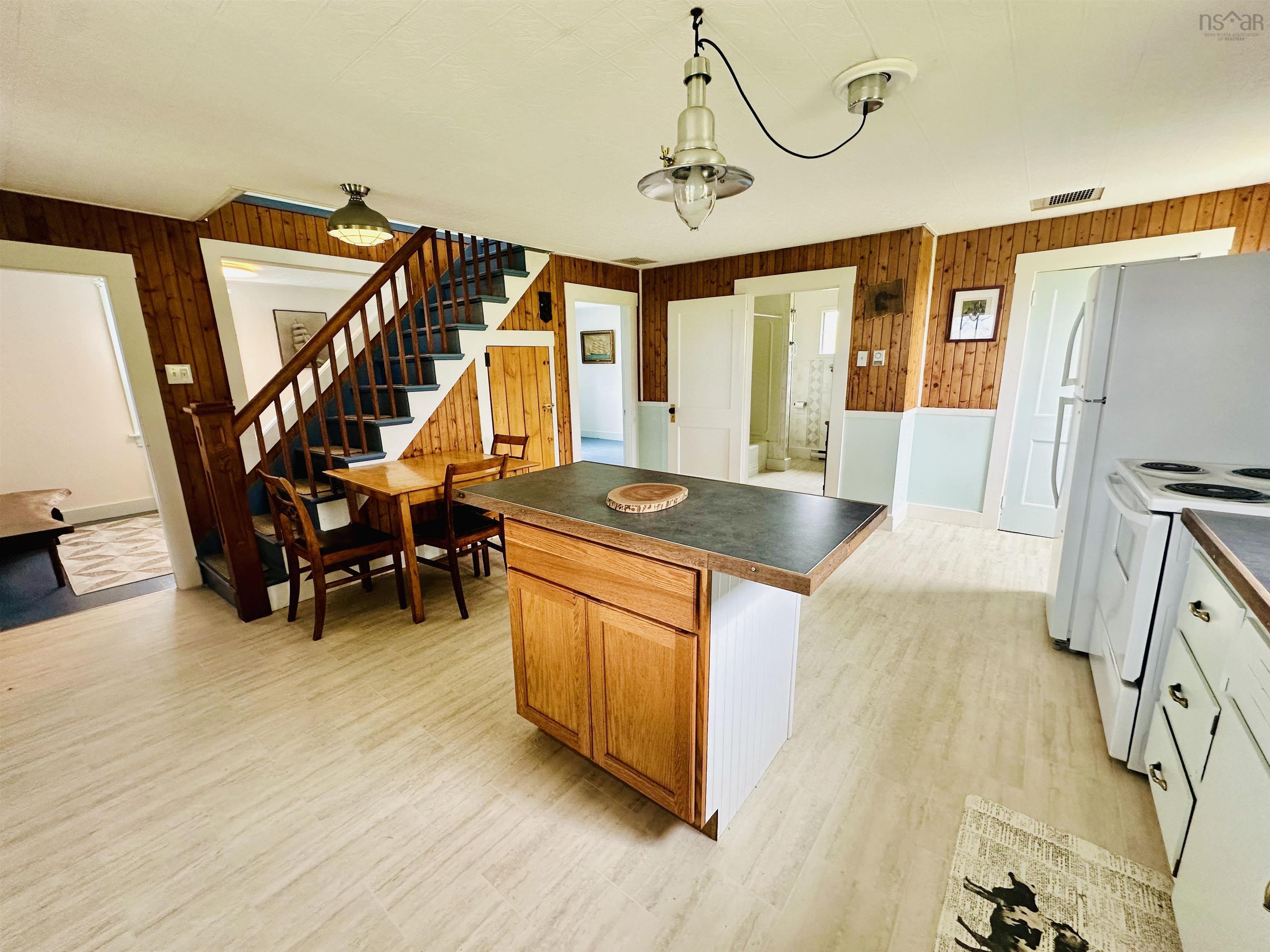 $259,000.00: 2450 West Sable Road, Little Harbour