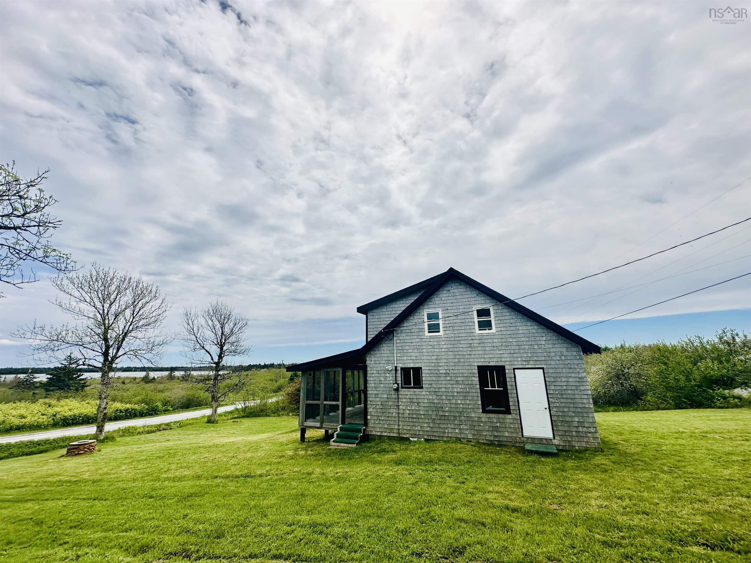 $259,000.00: 2450 West Sable Road, Little Harbour