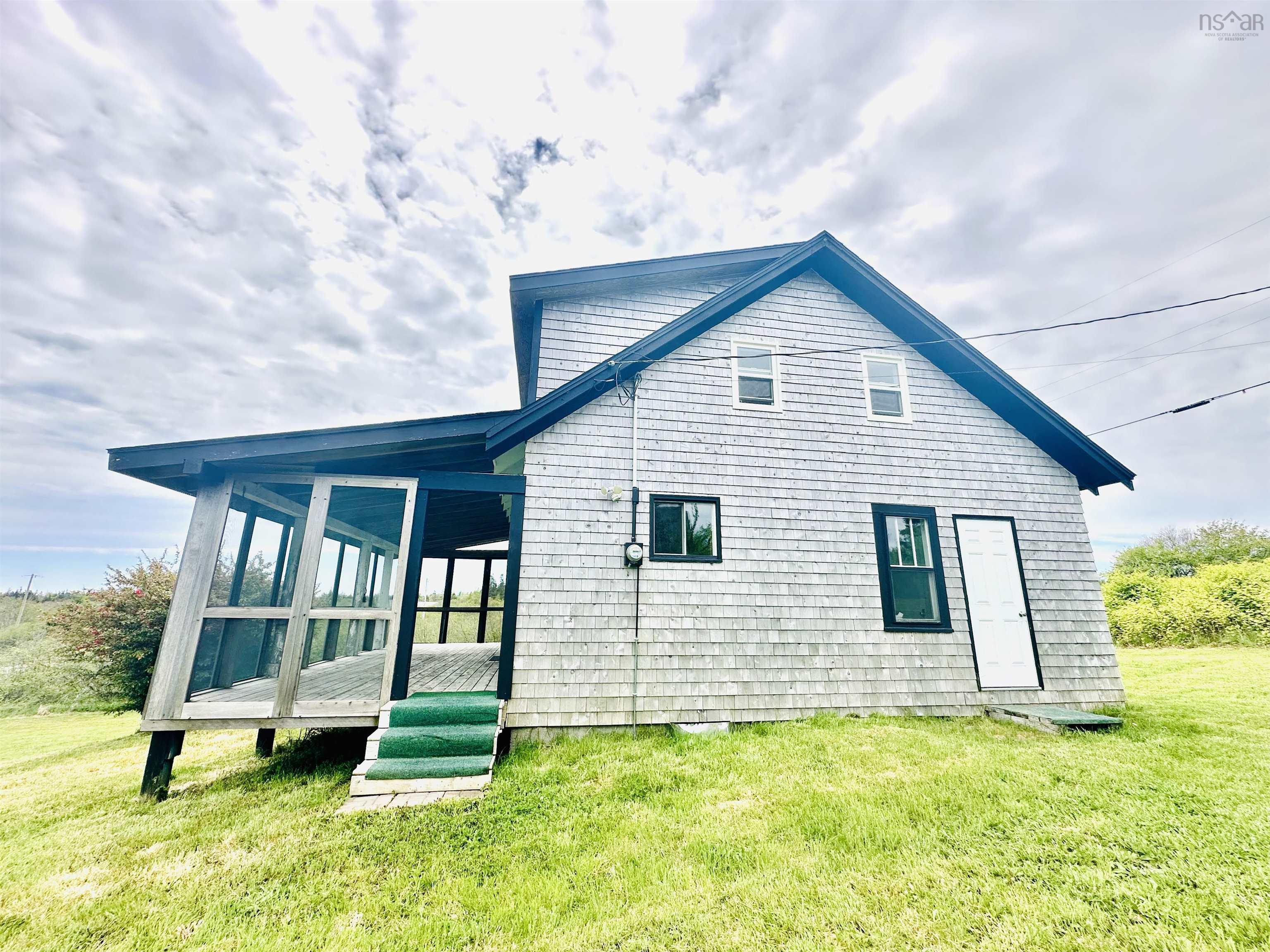 $259,000.00: 2450 West Sable Road, Little Harbour