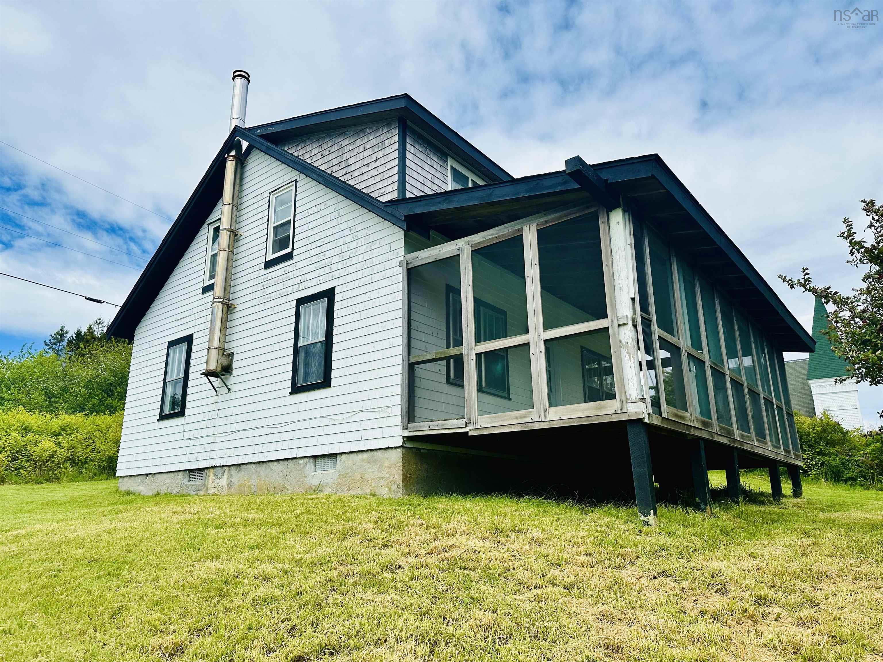 $259,000.00: 2450 West Sable Road, Little Harbour