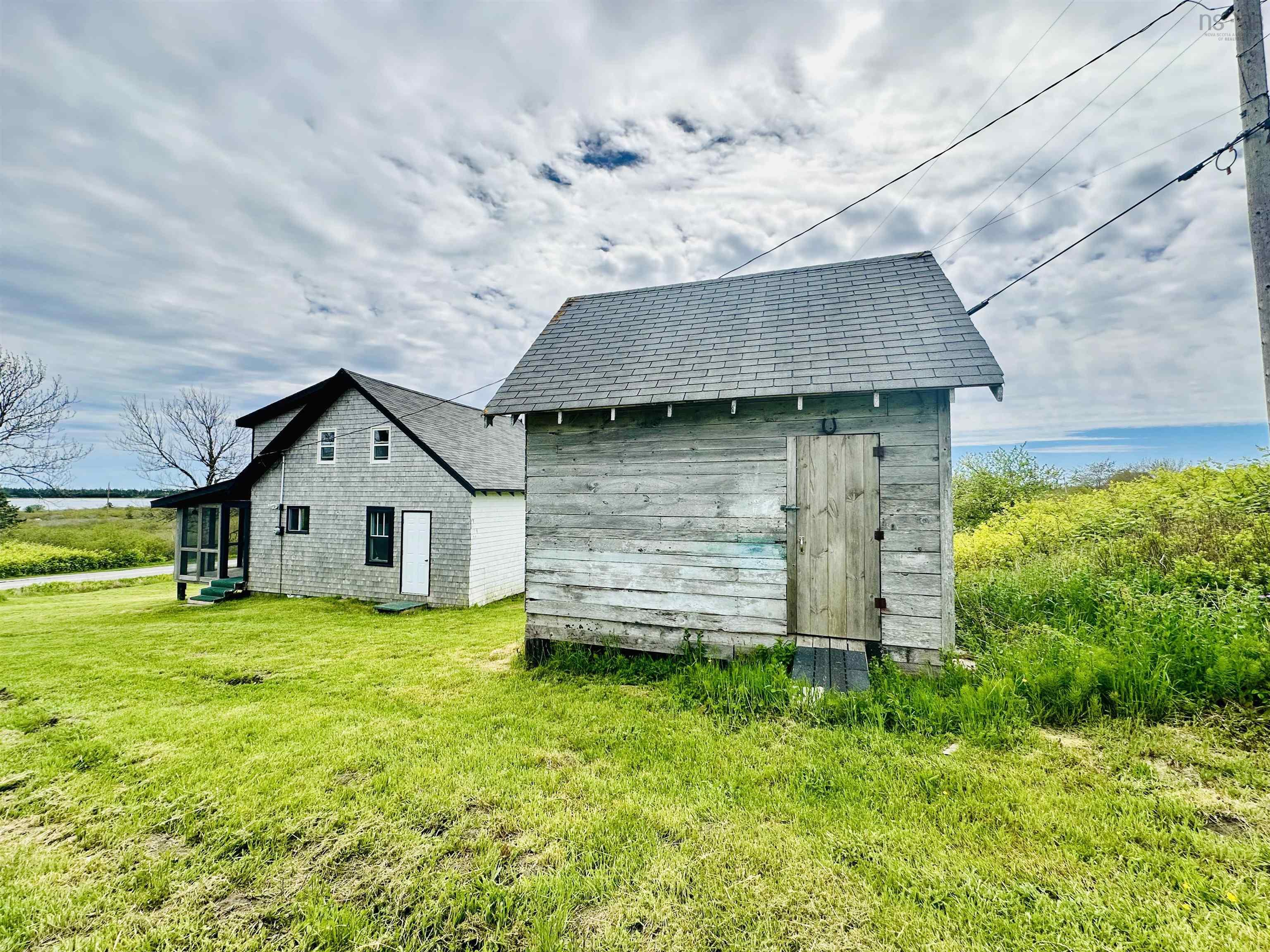 $259,000.00: 2450 West Sable Road, Little Harbour