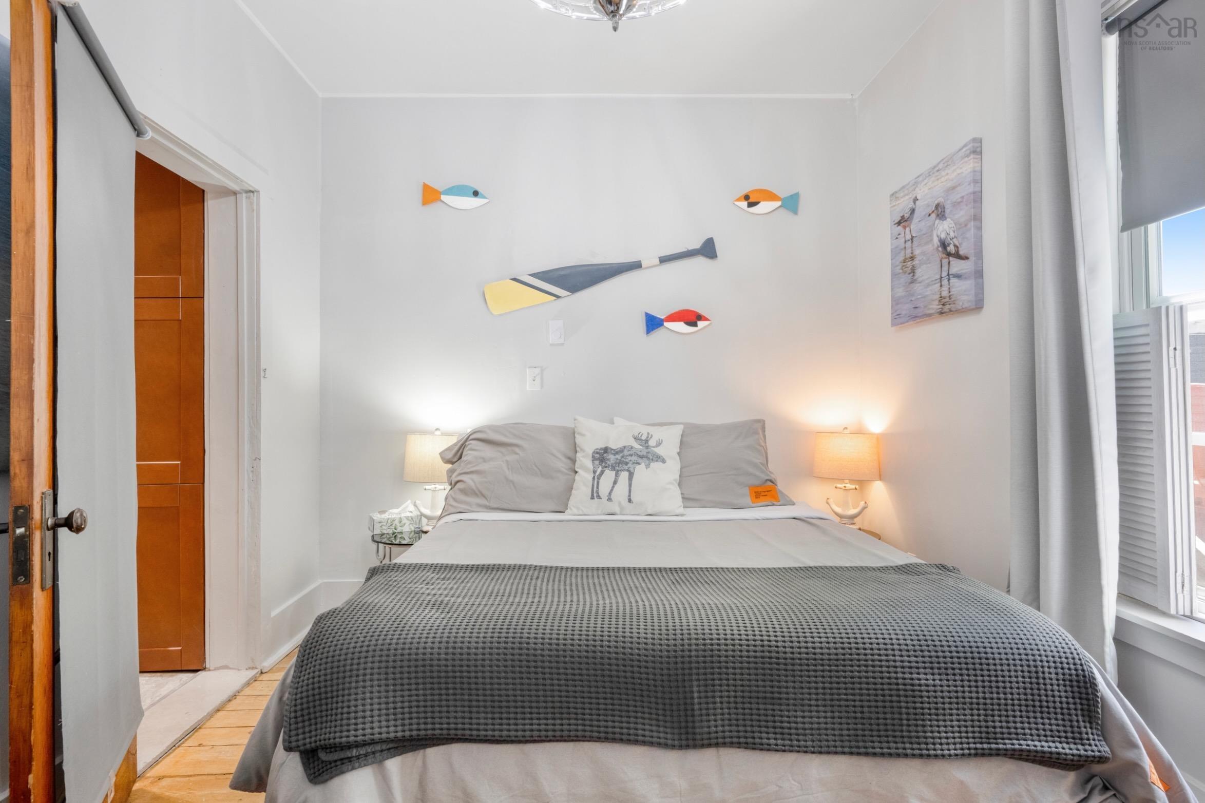 $749,000.00: 145 Lincoln Street, Lunenburg