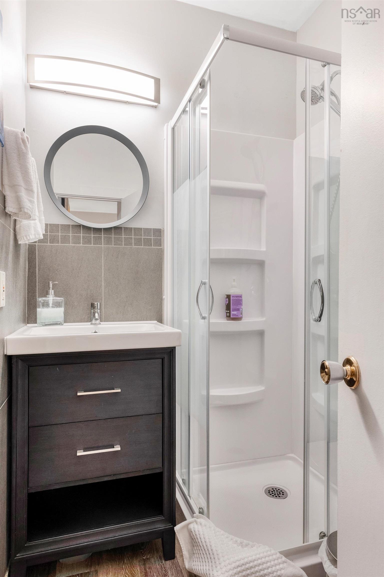 $749,000.00: 145 Lincoln Street, Lunenburg