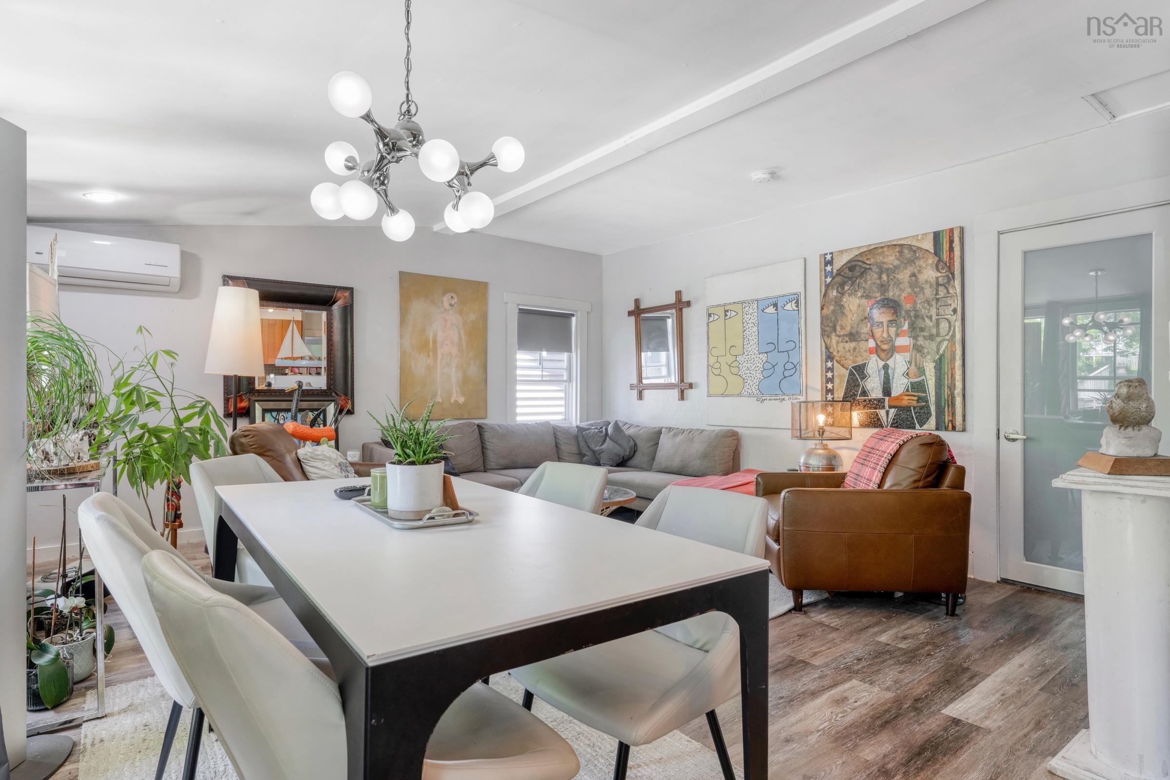 $749,000.00: 145 Lincoln Street, Lunenburg