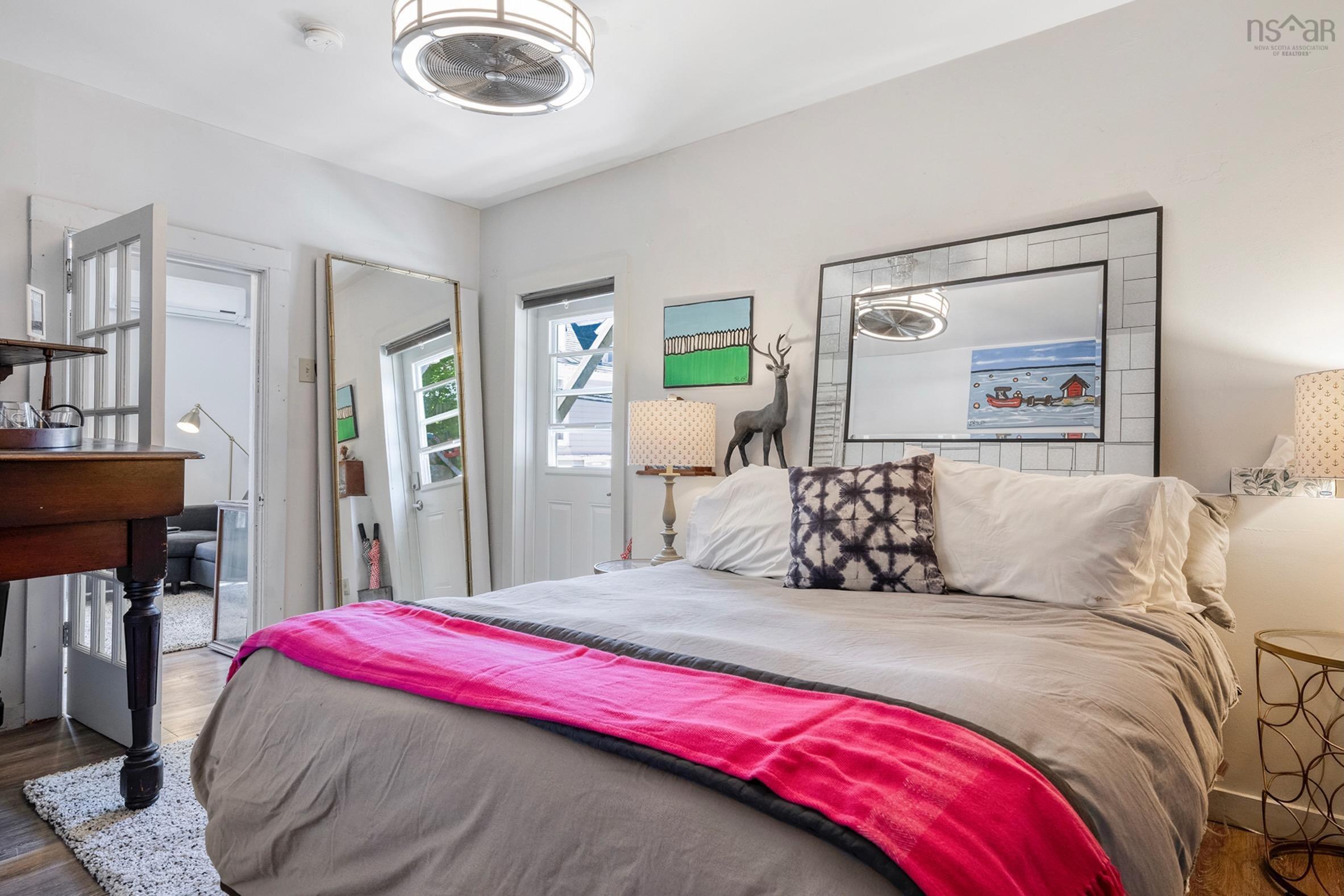 $749,000.00: 145 Lincoln Street, Lunenburg