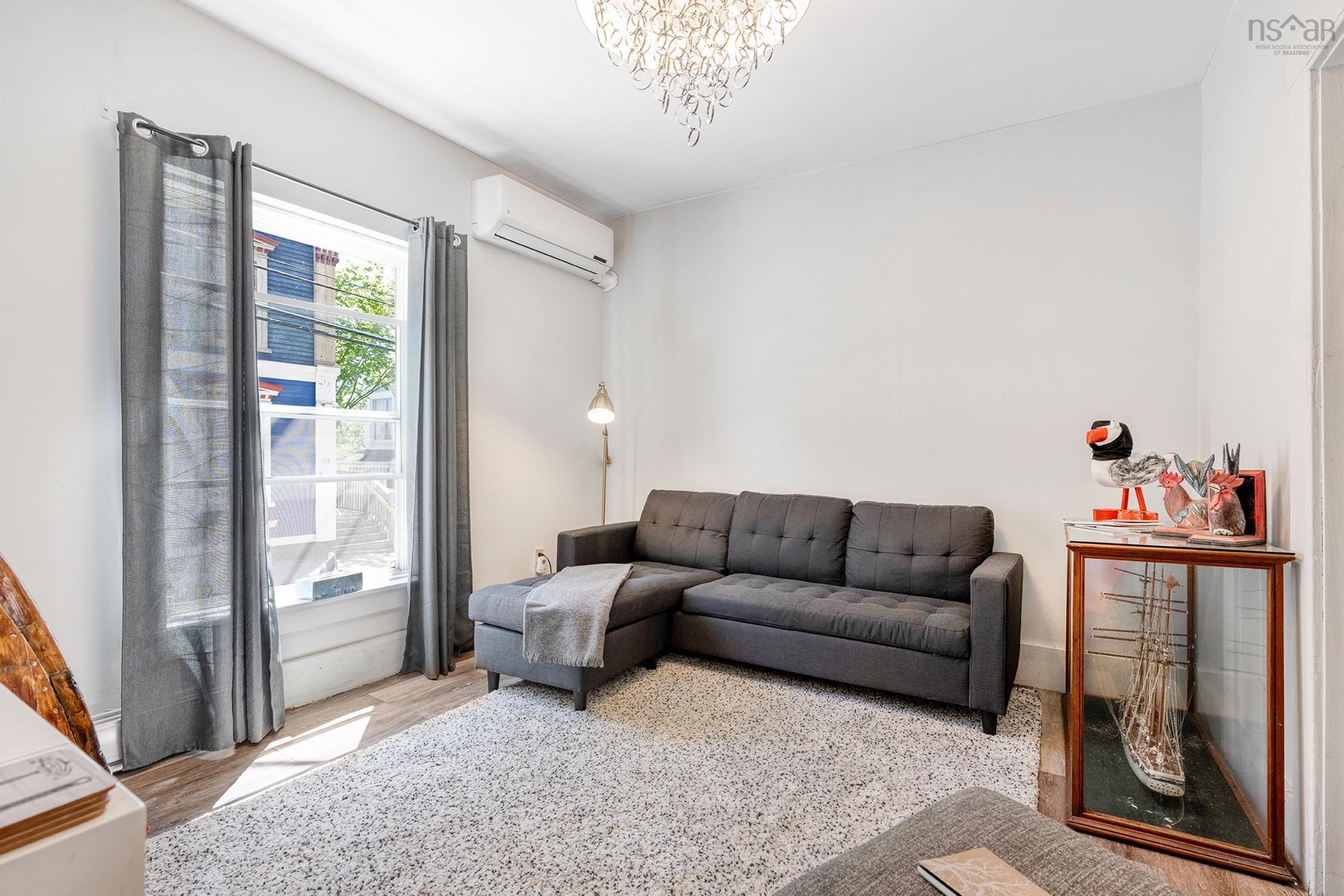 $749,000.00: 145 Lincoln Street, Lunenburg