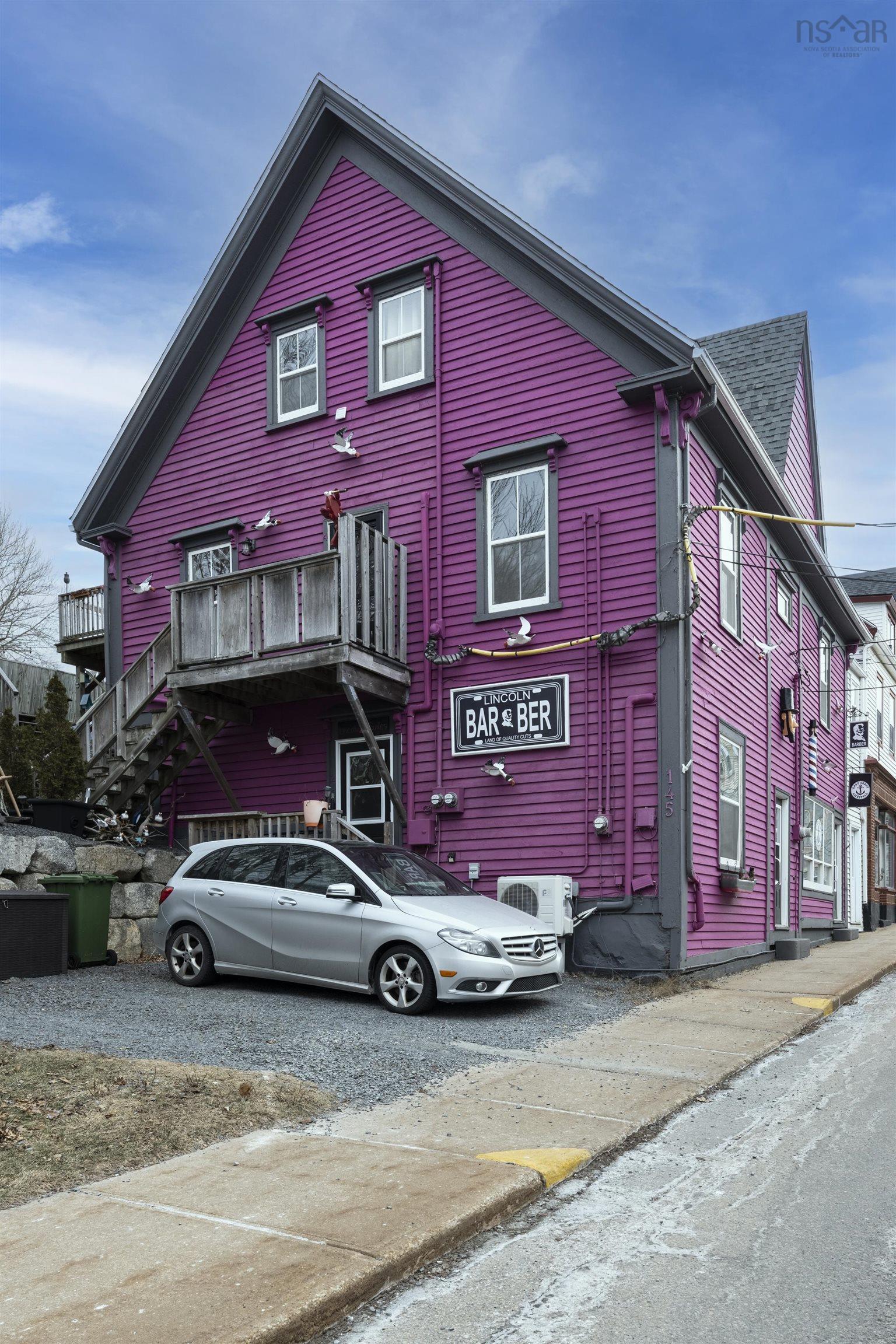 $839,000.00: 145 Lincoln Street, Lunenburg