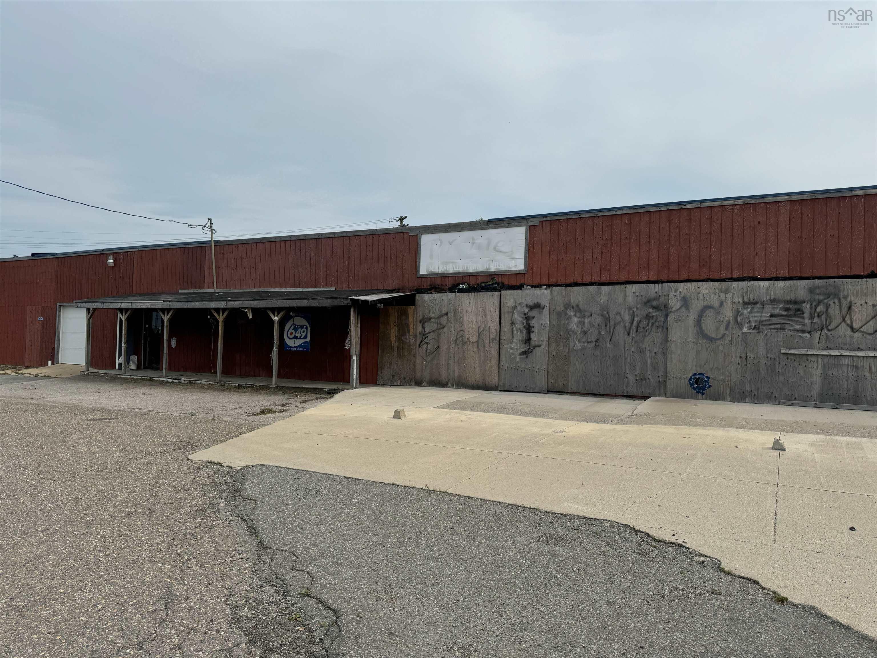 $93,000.00: 10108 Highway 1, Marshalltown