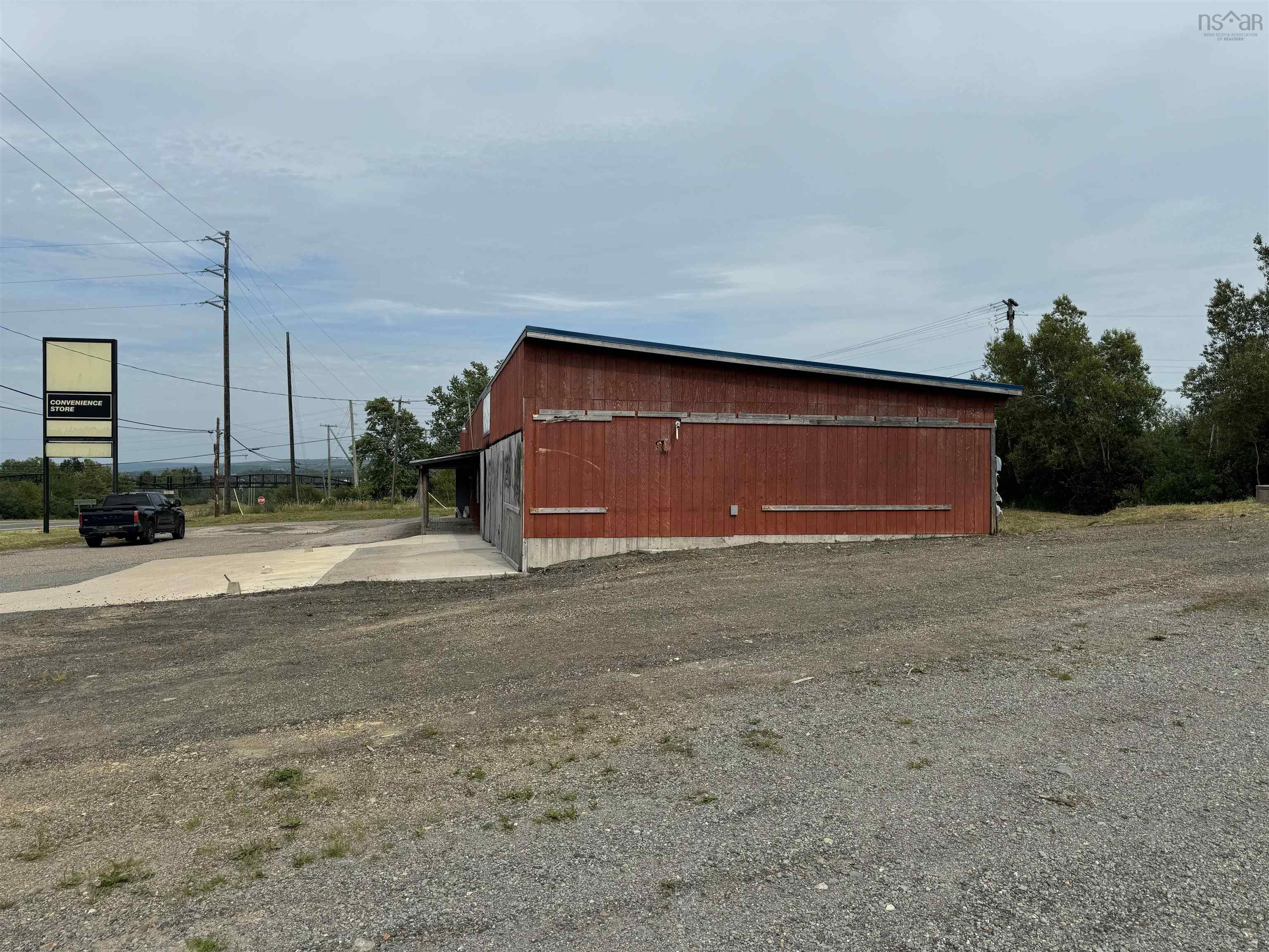 $93,000.00: 10108 Highway 1, Marshalltown