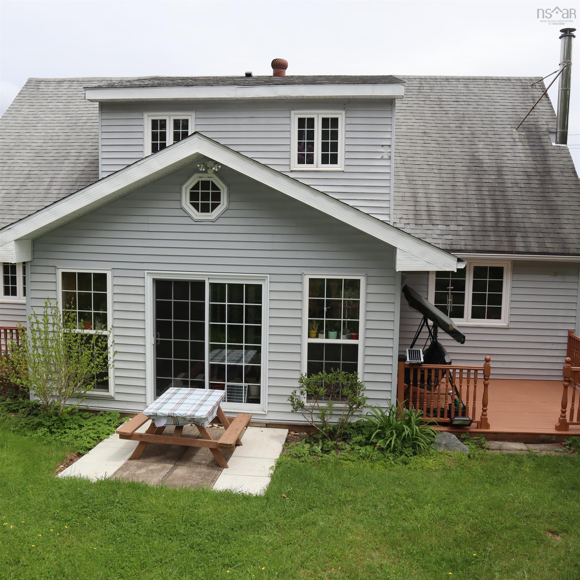 $525,000.00: 723 Waverley Road, Dartmouth