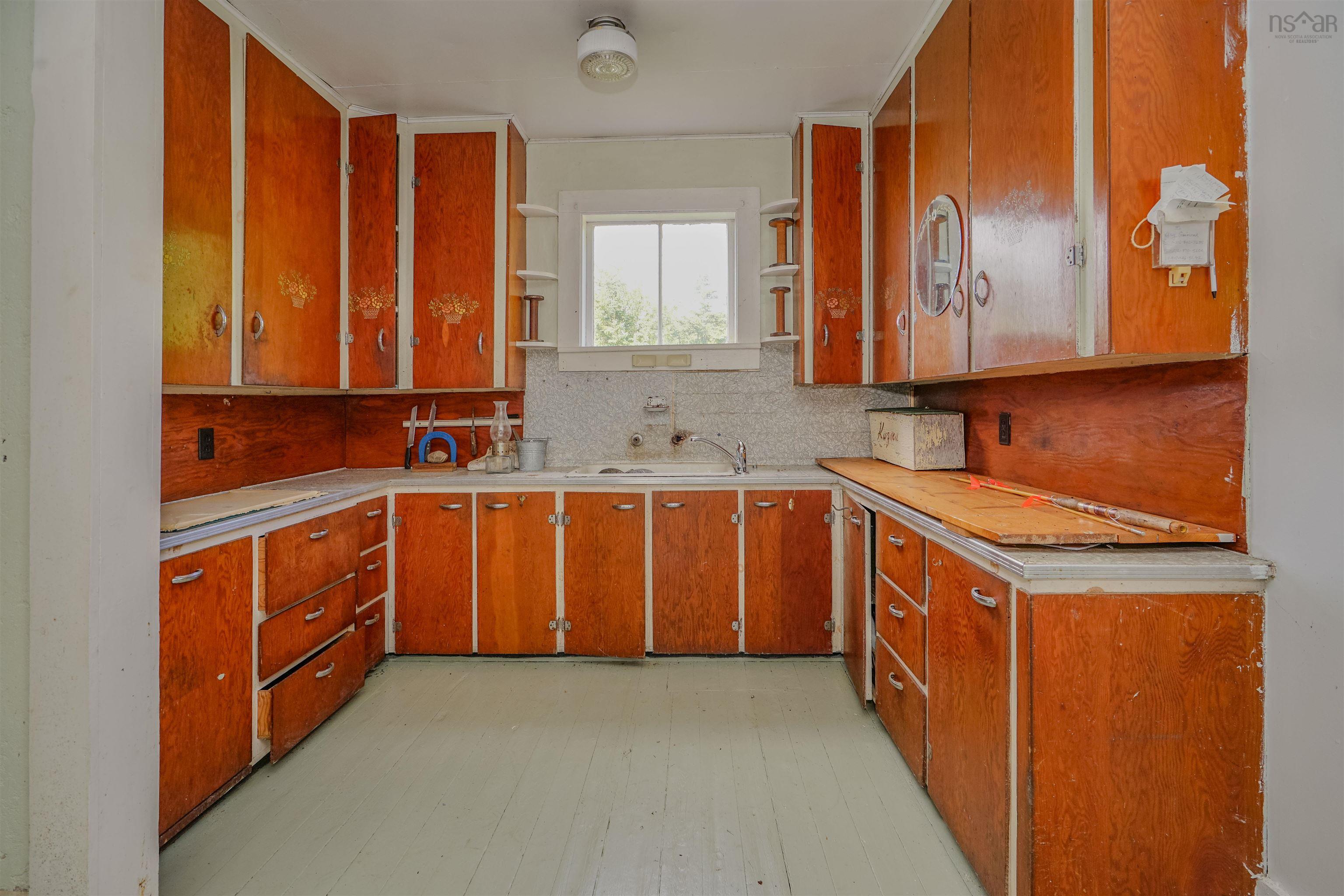 $199,000.00: 223 Whale Cove Road, Whale Cove