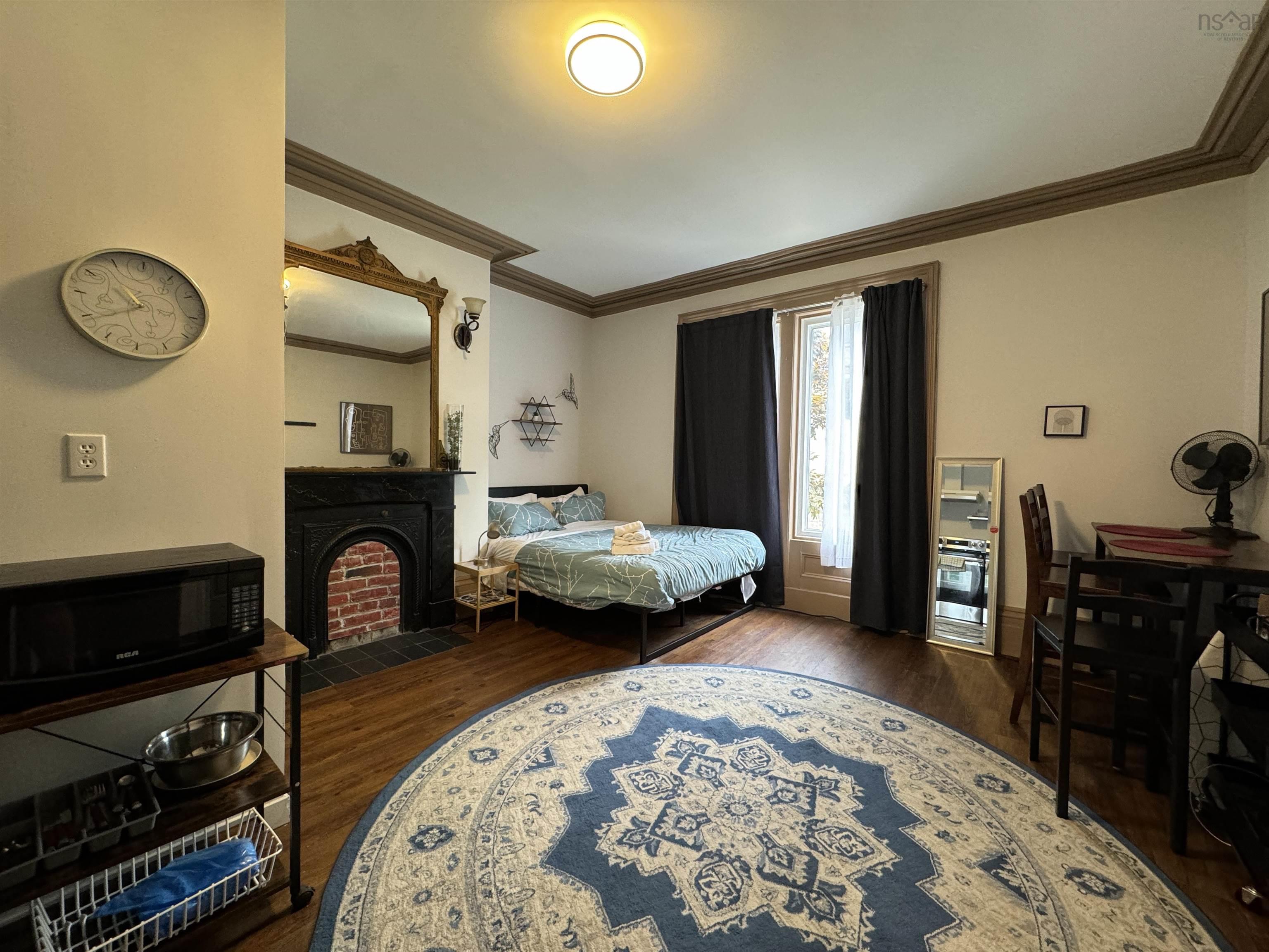 $1,495,000.00: 5276 South Street, Halifax Peninsula