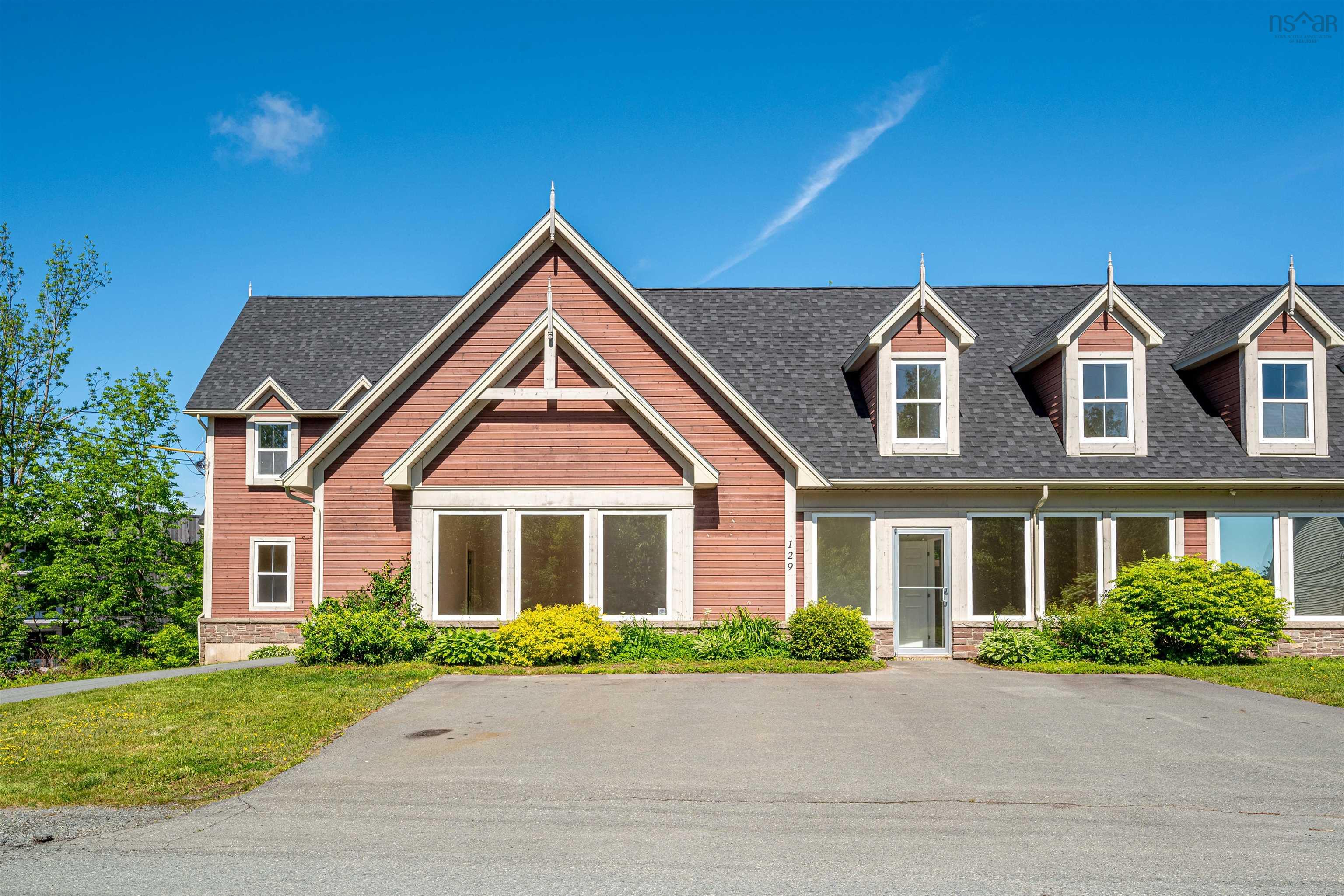 $1,190,000.00: 129 Appaloosa Run, Hammonds Plains