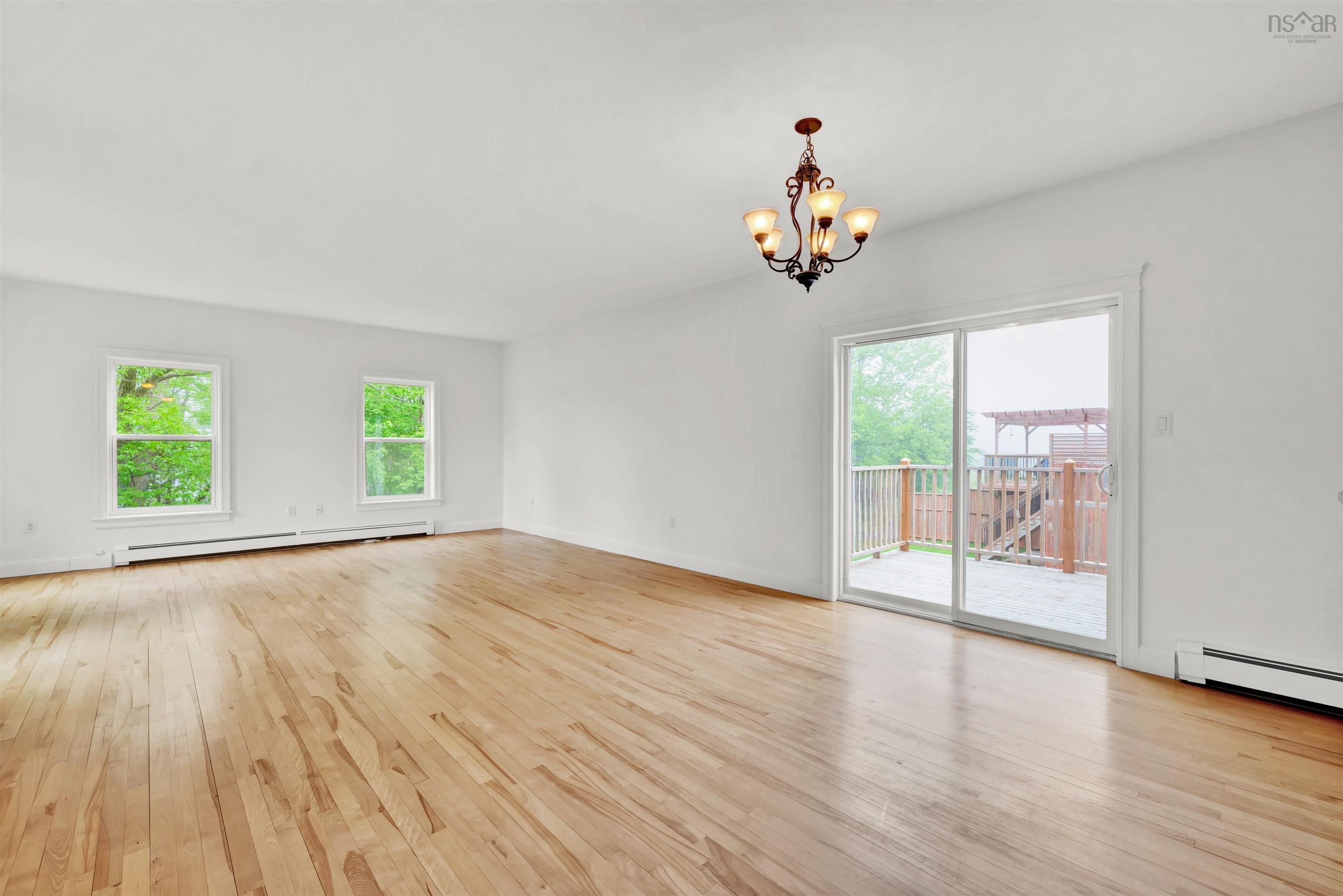 $1,190,000.00: 129 Appaloosa Run, Hammonds Plains
