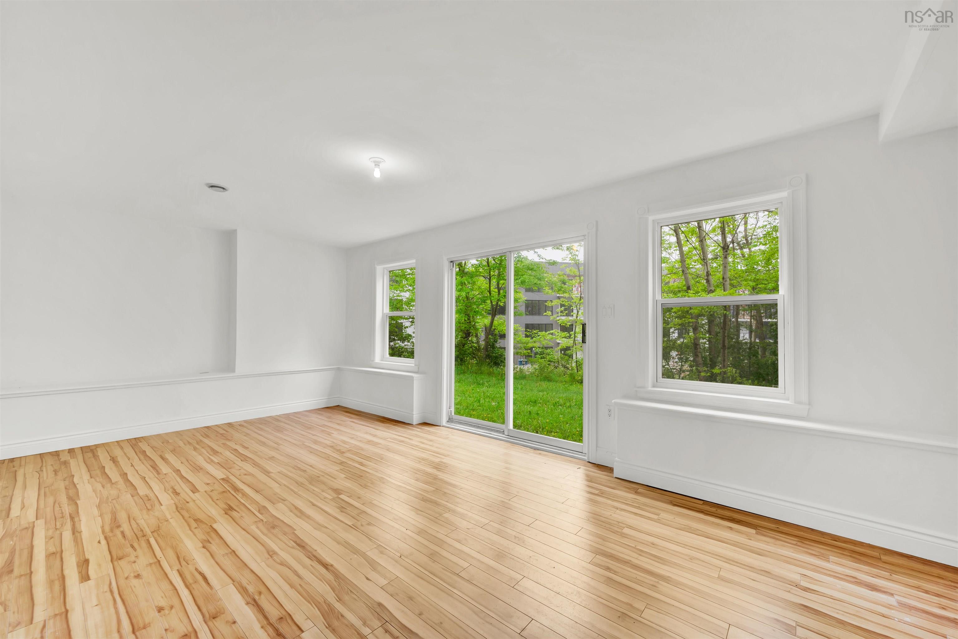 $1,190,000.00: 129 Appaloosa Run, Hammonds Plains