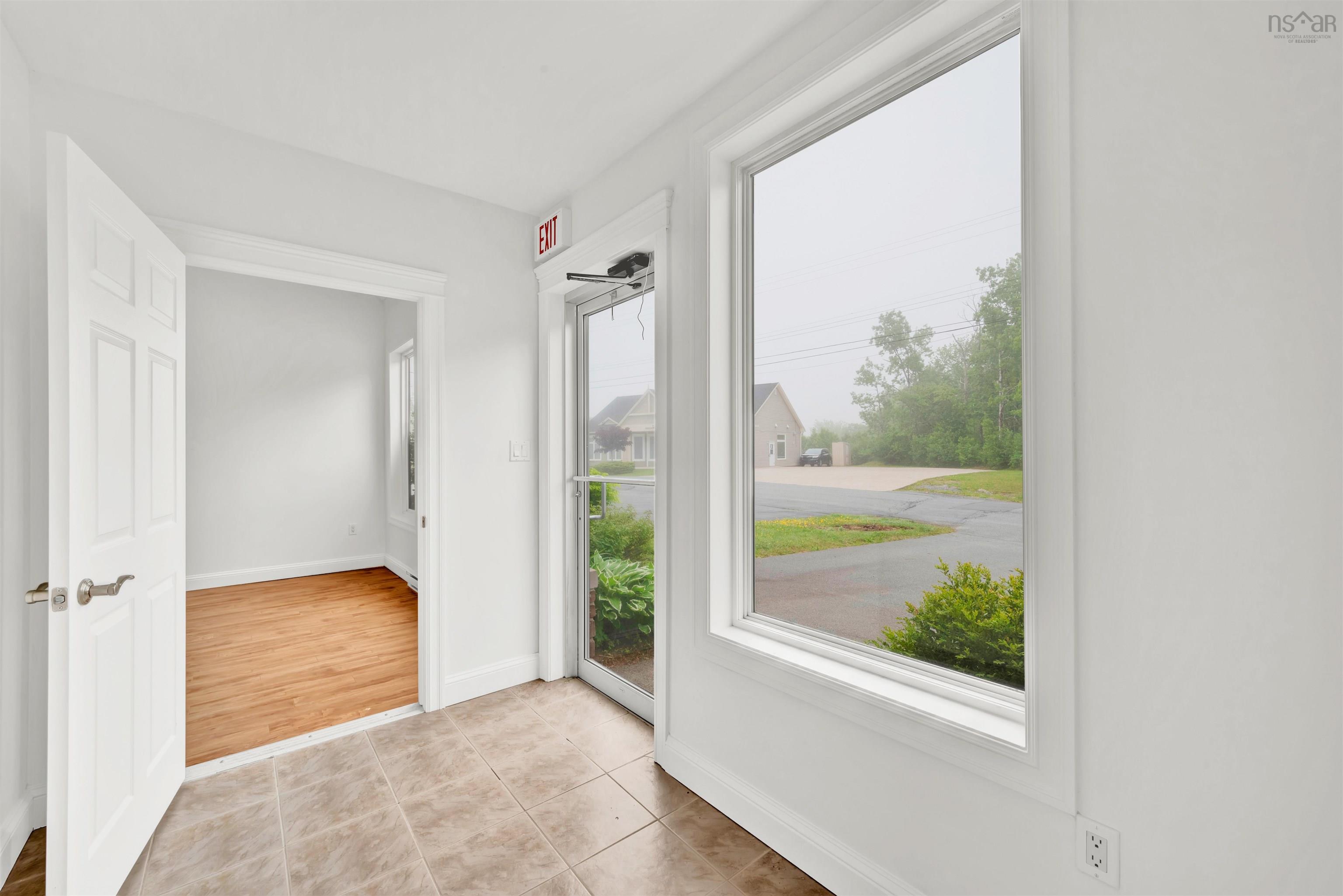 $1,190,000.00: 129 Appaloosa Run, Hammonds Plains