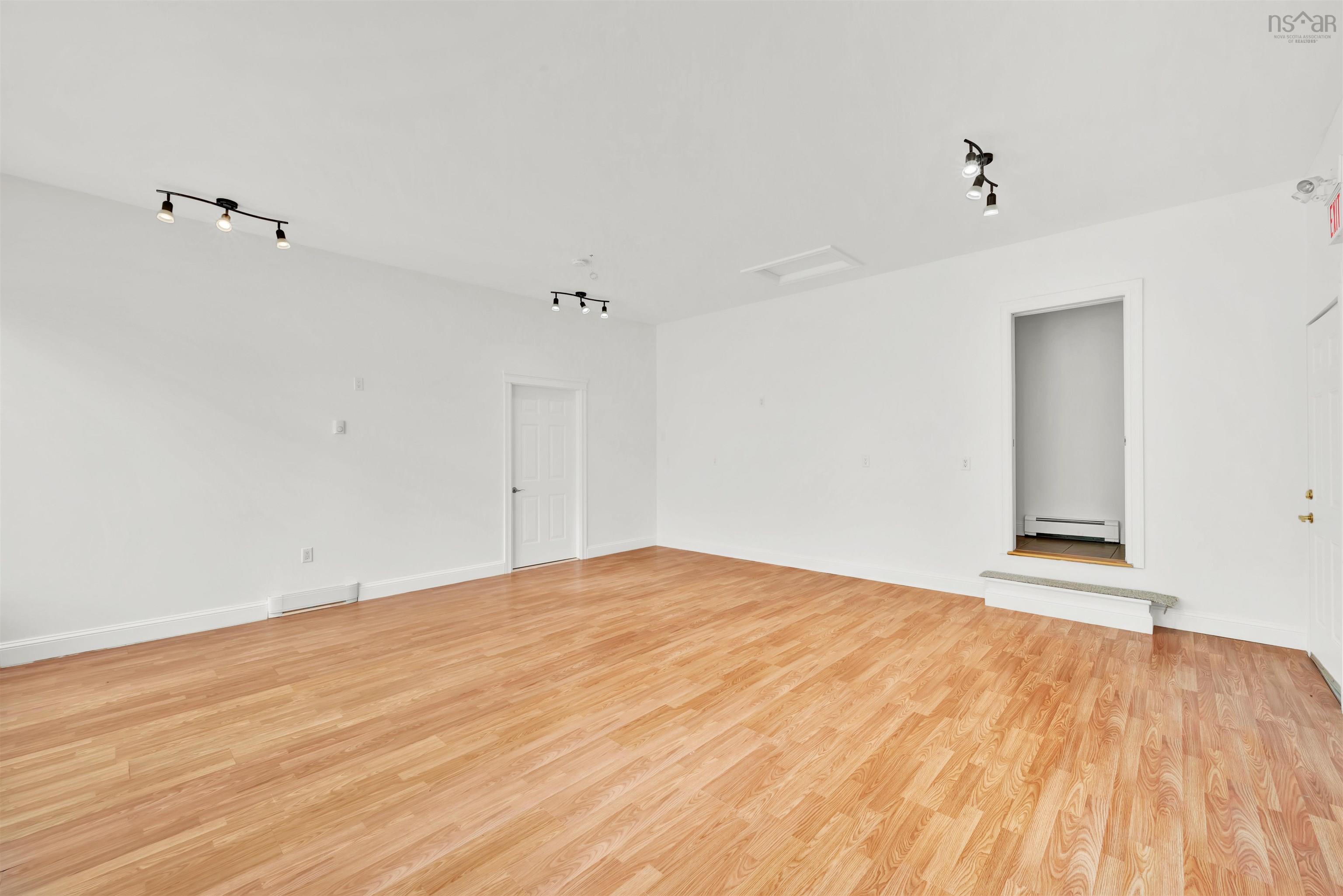 $1,190,000.00: 129 Appaloosa Run, Hammonds Plains