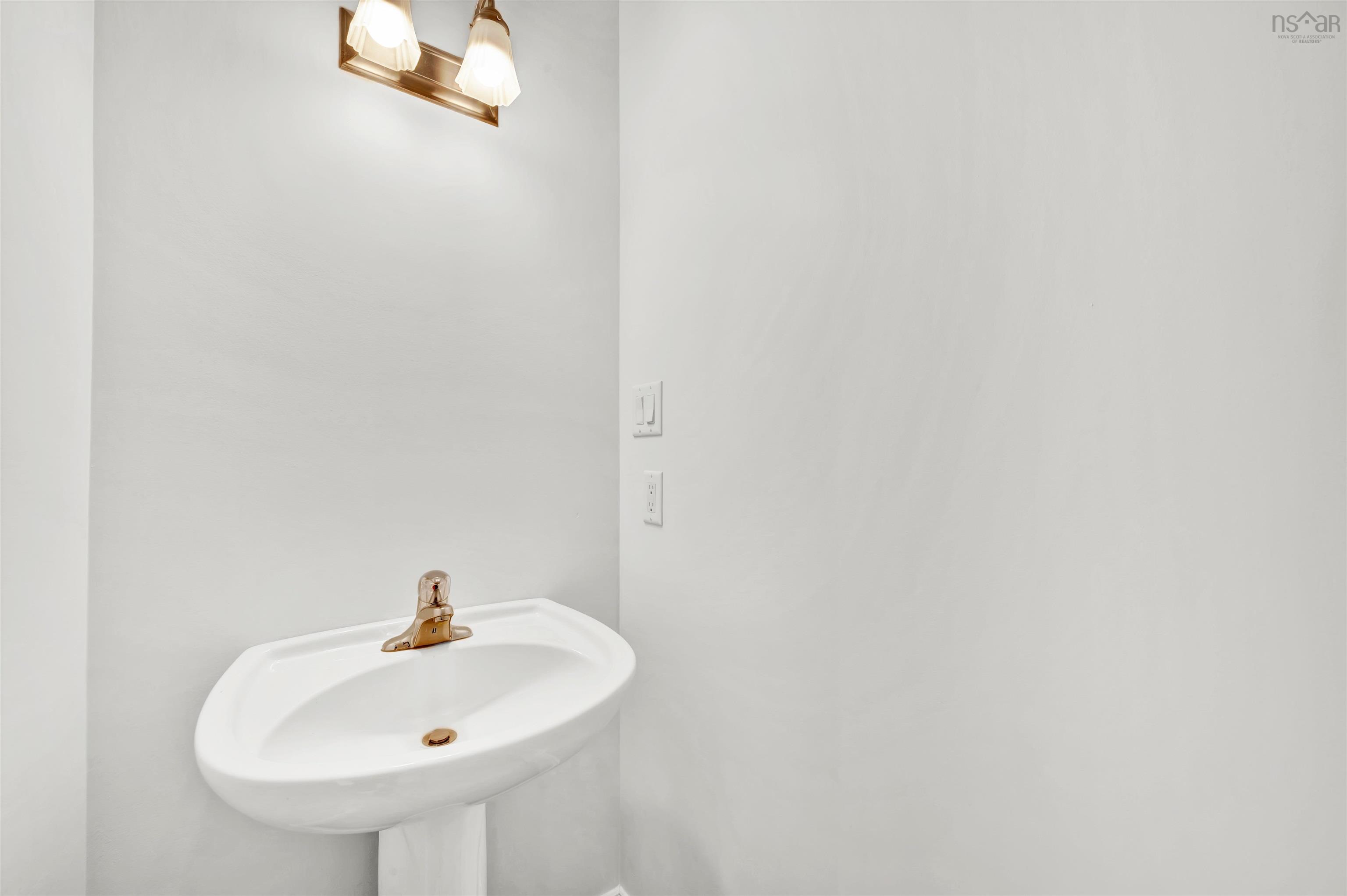 $1,190,000.00: 129 Appaloosa Run, Hammonds Plains