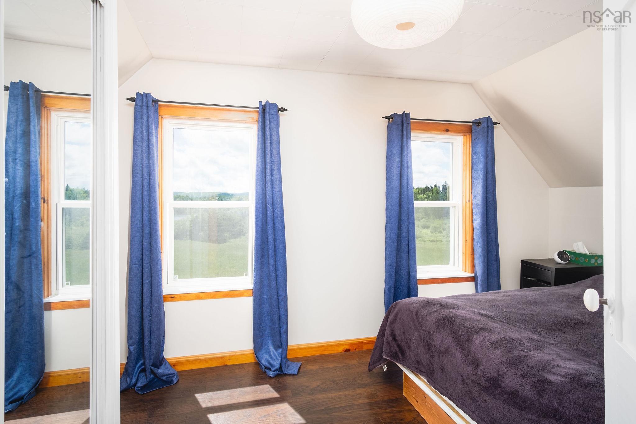 $585,000.00: 10353 Marble Mountain Road, Orangedale