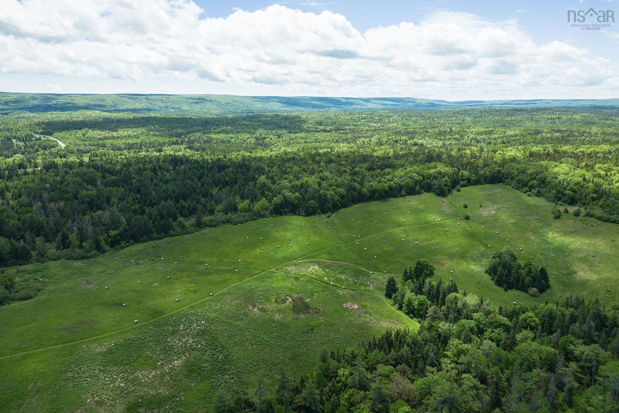 $585,000.00: 10353 Marble Mountain Road, Orangedale