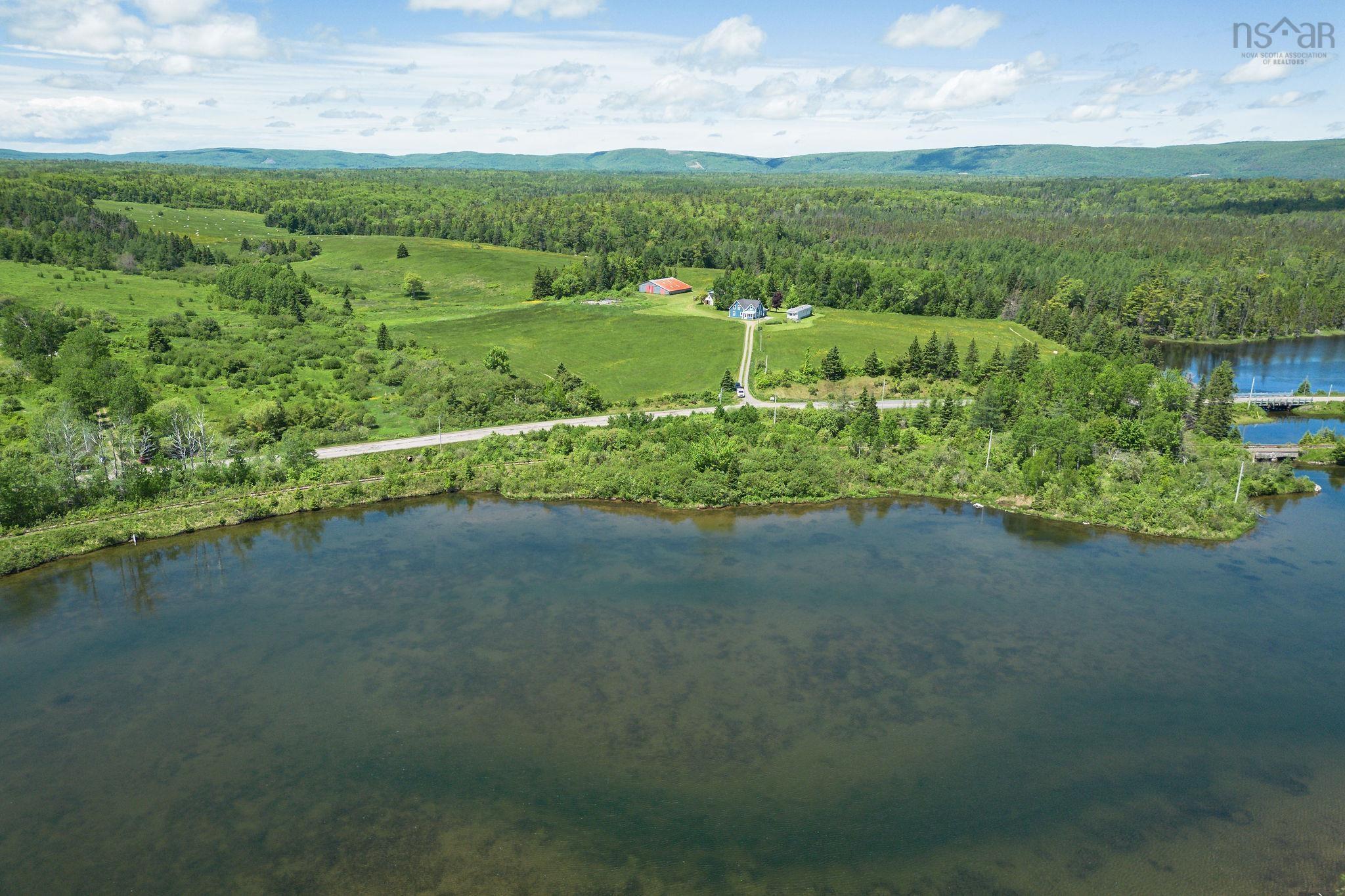 $585,000.00: 10353 Marble Mountain Road, Orangedale