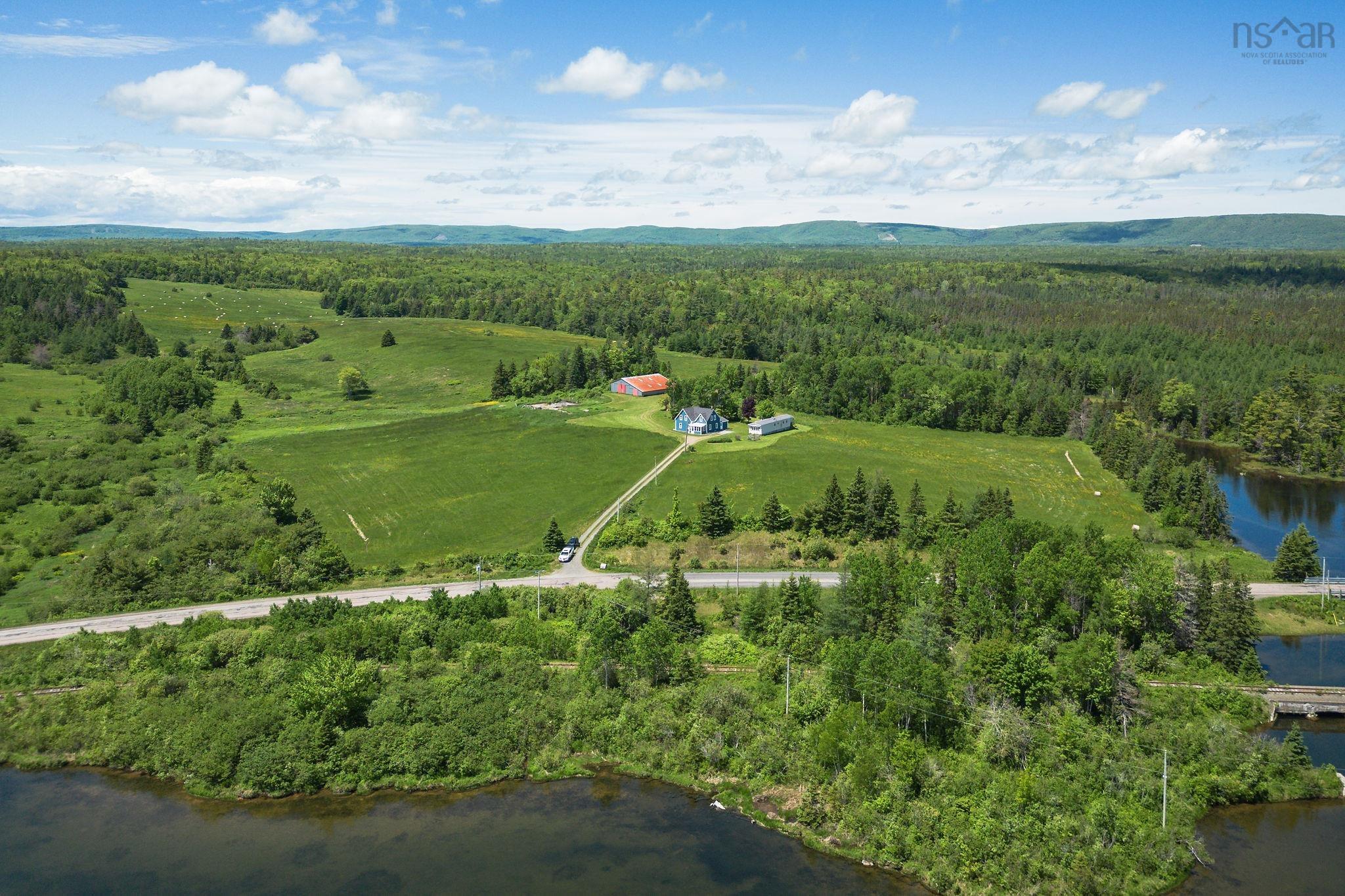 $585,000.00: 10353 Marble Mountain Road, Orangedale