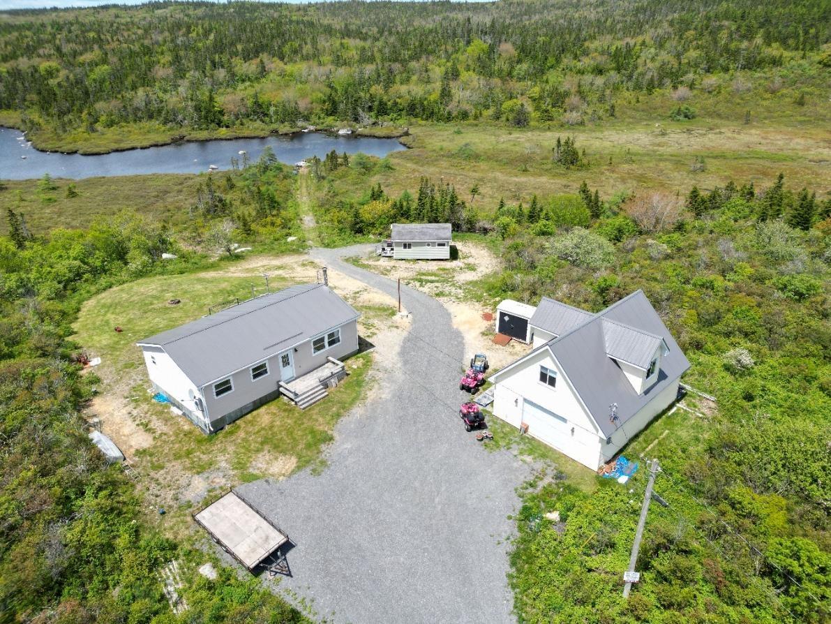 $349,900.00: 50 North Road, Charlos Cove
