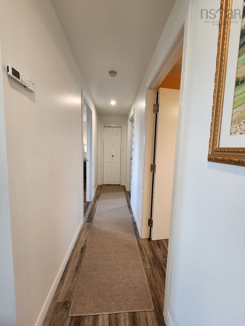 $349,900.00: 50 North Road, Charlos Cove