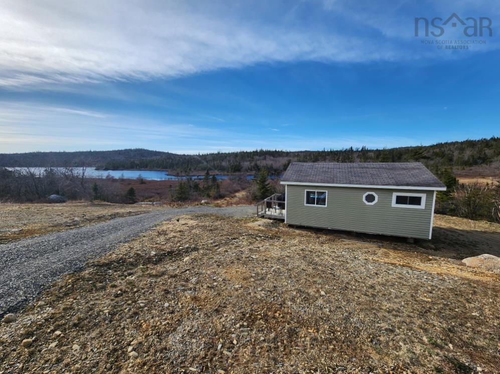 $349,900.00: 50 North Road, Charlos Cove