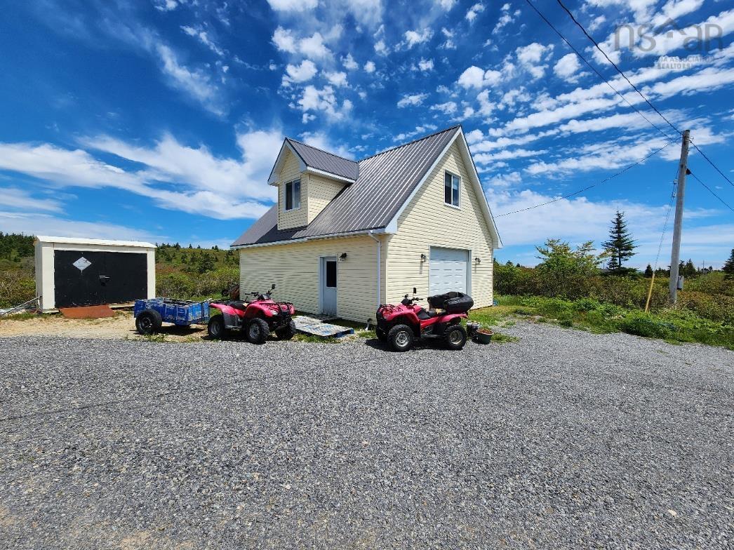 $349,900.00: 50 North Road, Charlos Cove