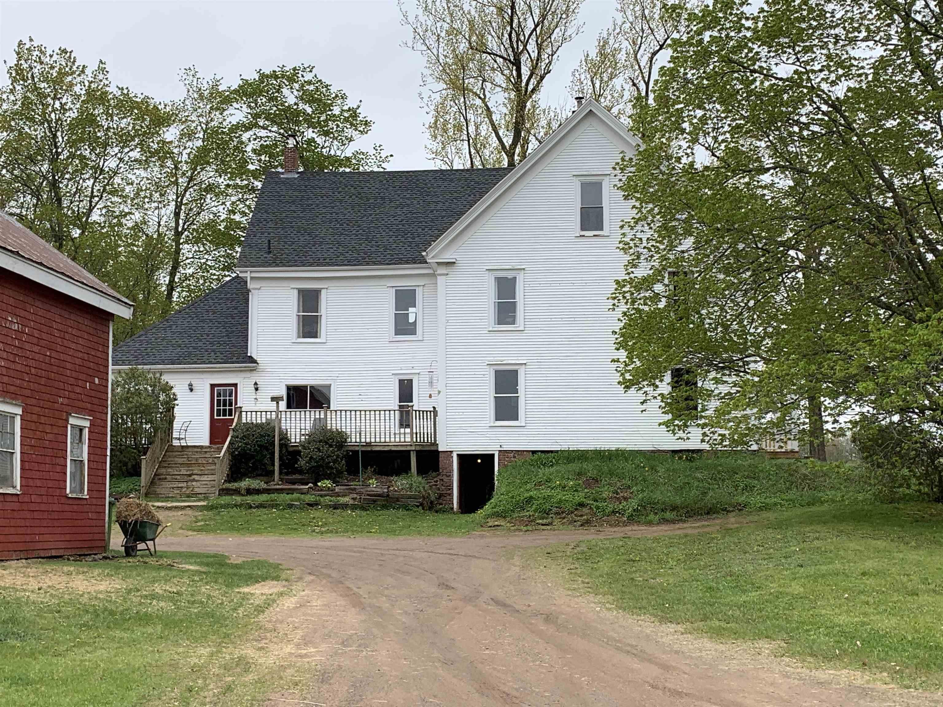 $1,295,000.00: 922 Bains Road, Sheffield Mills