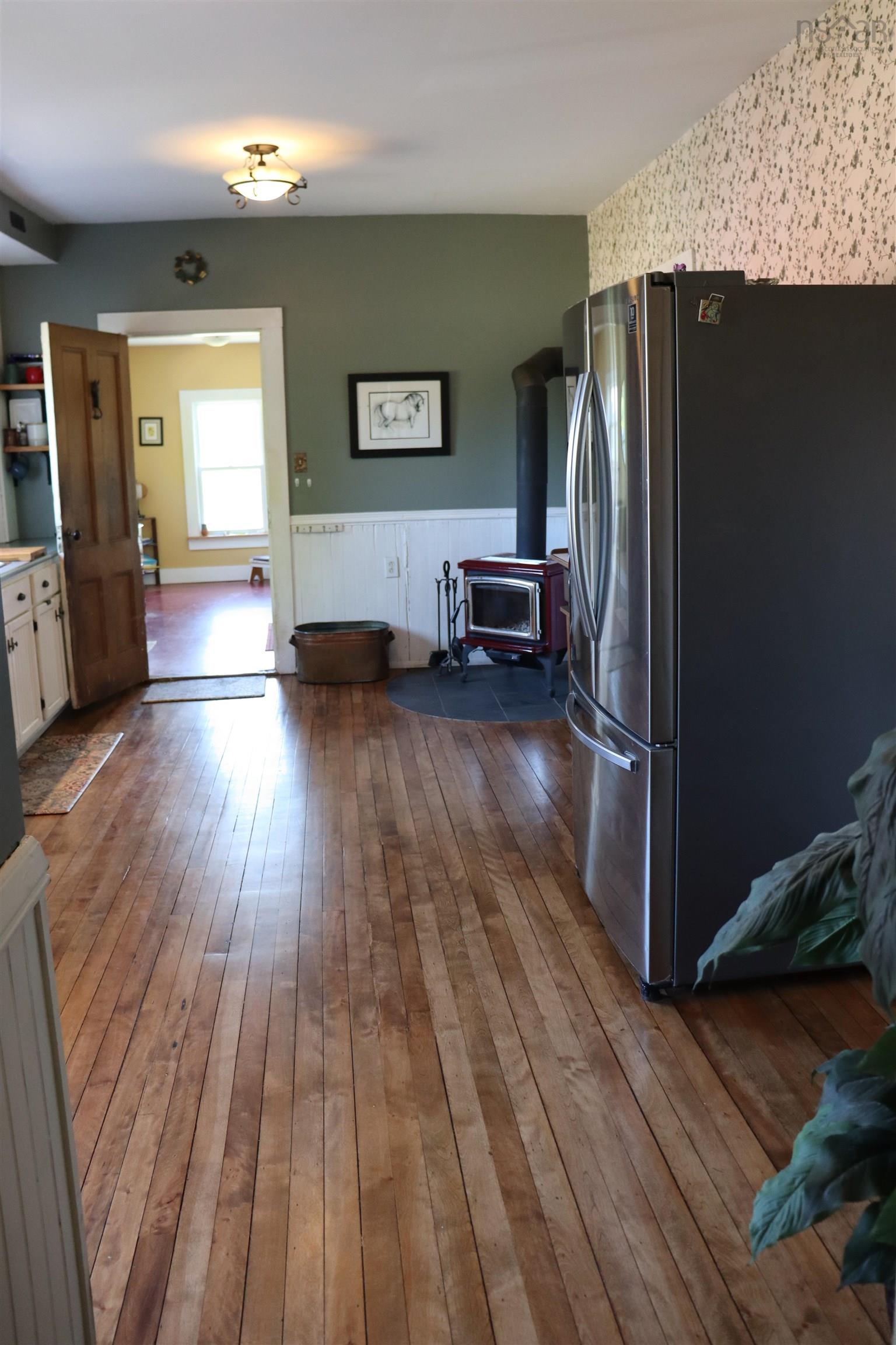 $1,295,000.00: 922 Bains Road, Sheffield Mills