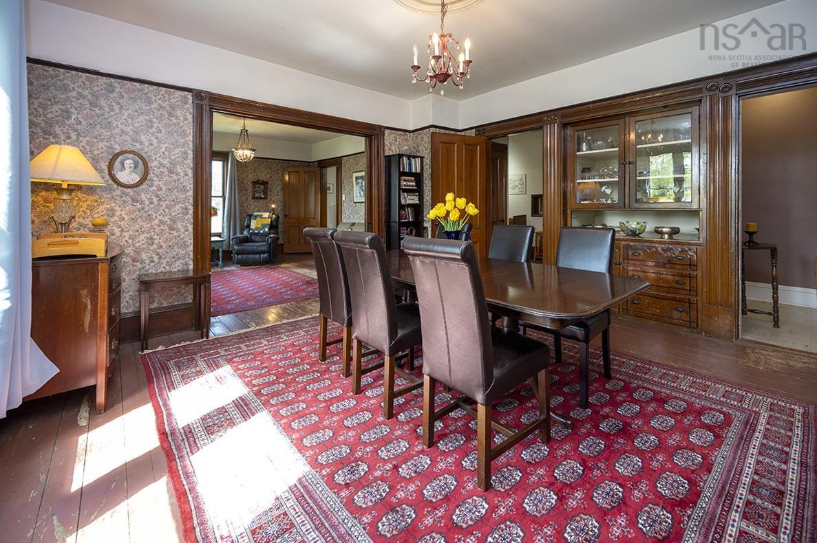 $1,295,000.00: 922 Bains Road, Sheffield Mills