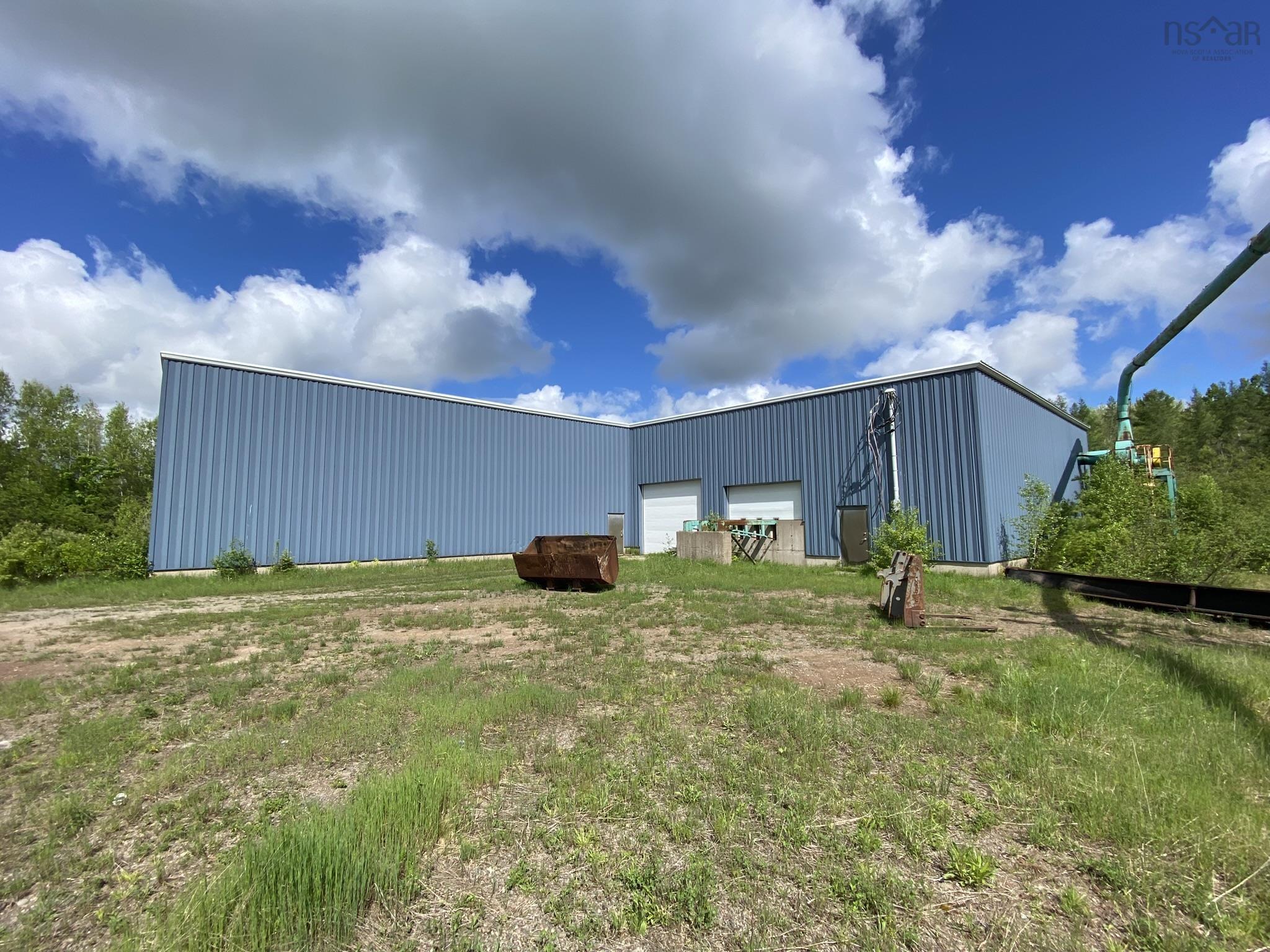 $1,300,000.00: 63 Emerson White Loop, North Noel Road