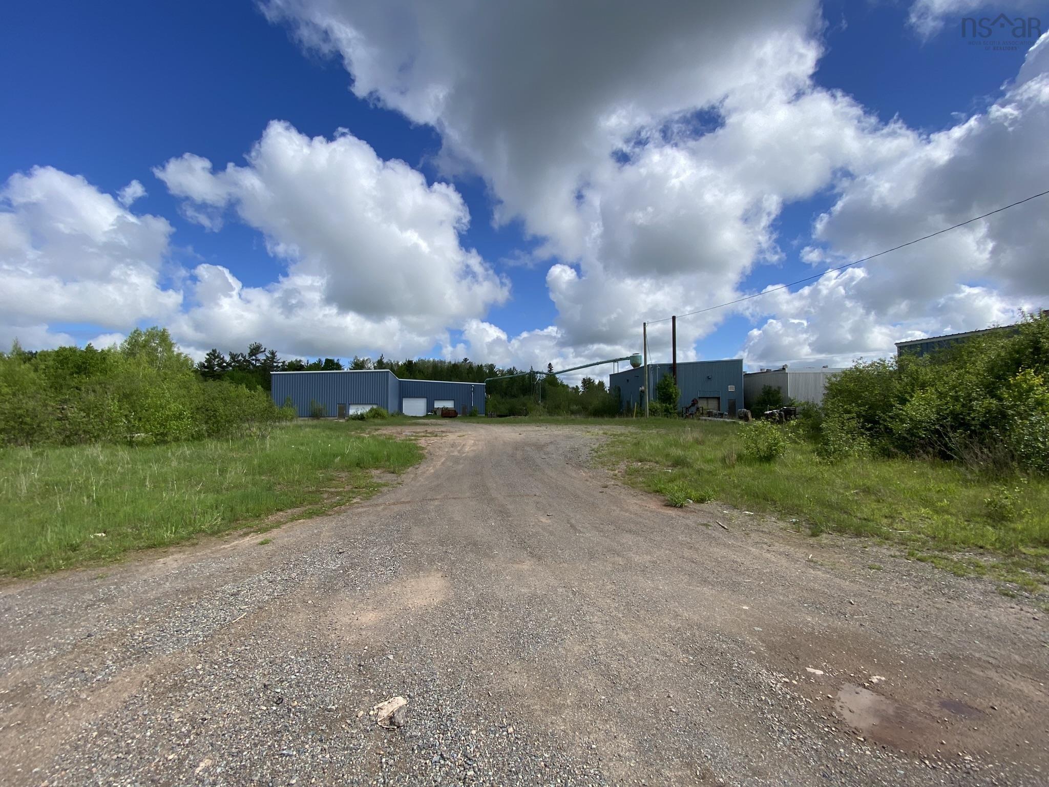 $1,300,000.00: 63 Emerson White Loop, North Noel Road