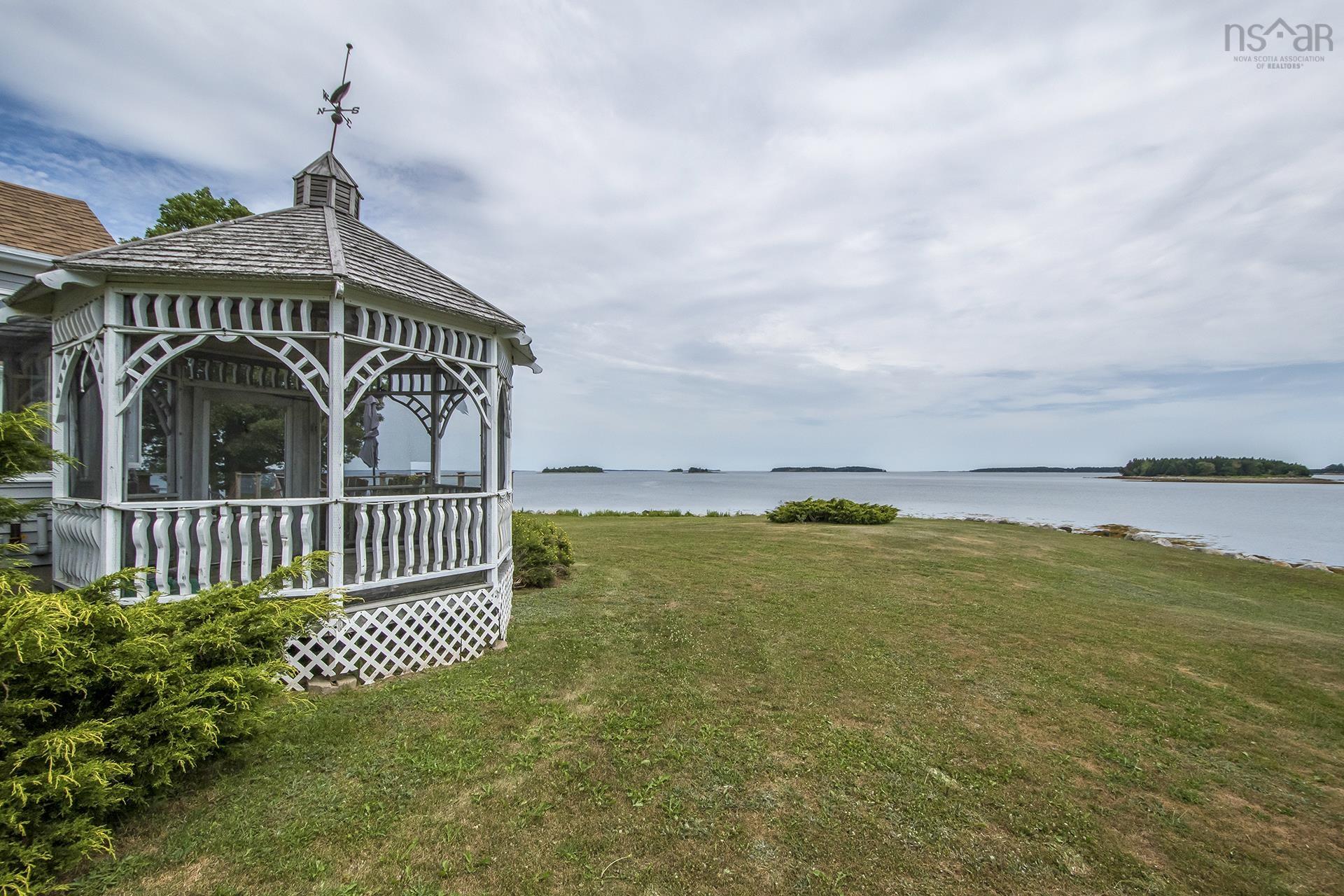 $1,200,000.00: 68 Murry Road, Martins Point