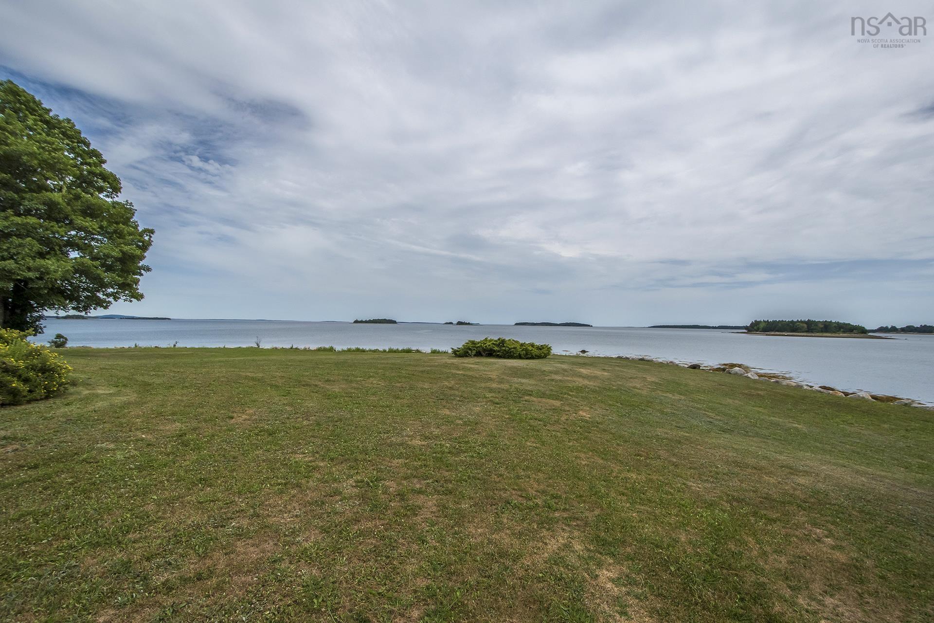 $1,200,000.00: 68 Murry Road, Martins Point