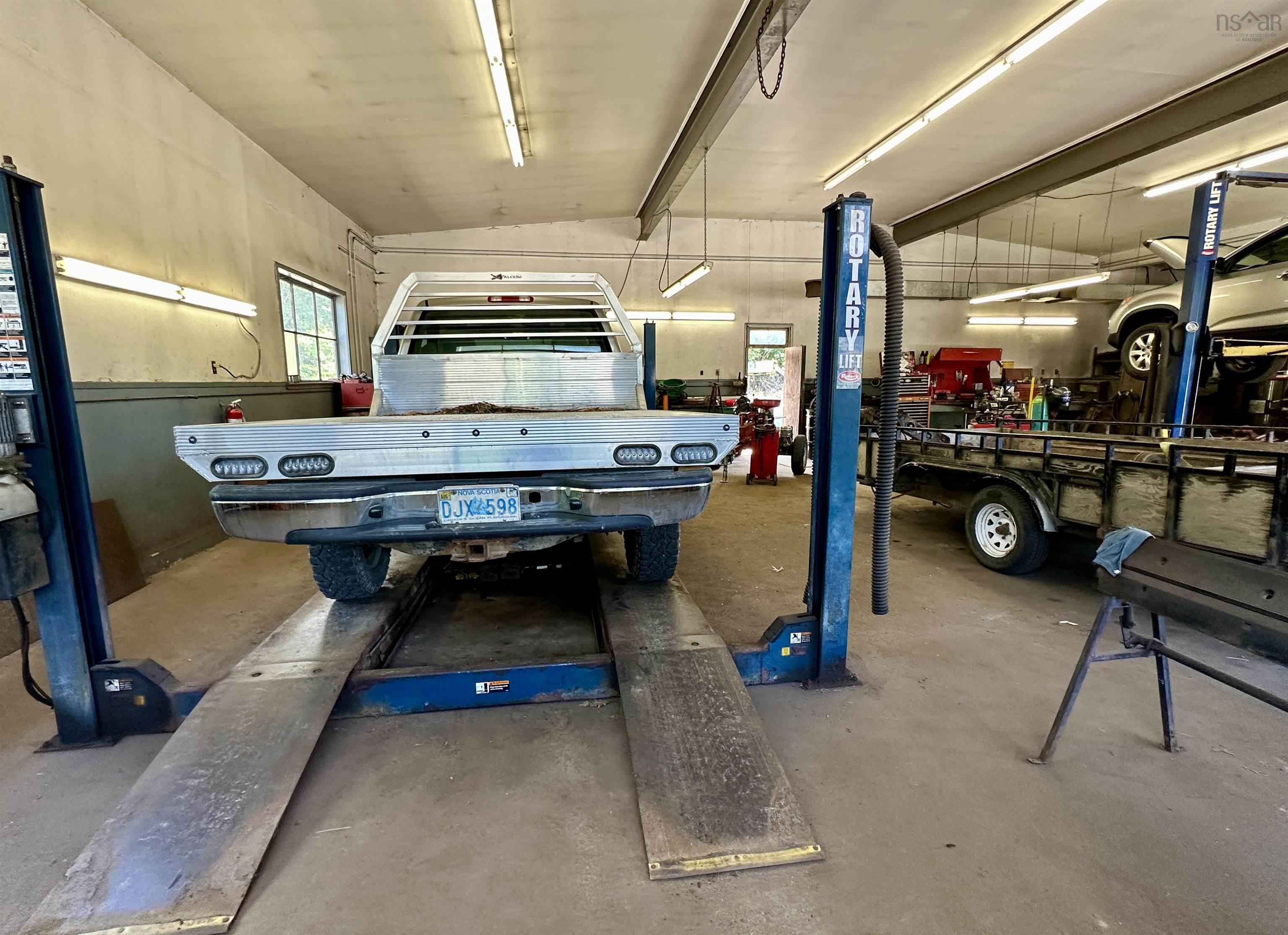 $649,900.00: 5914 Highway 1, Cambridge