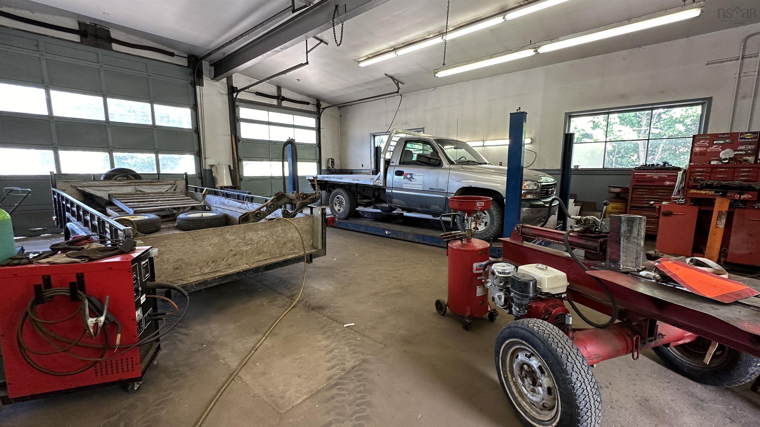 $649,900.00: 5914 Highway 1, Cambridge