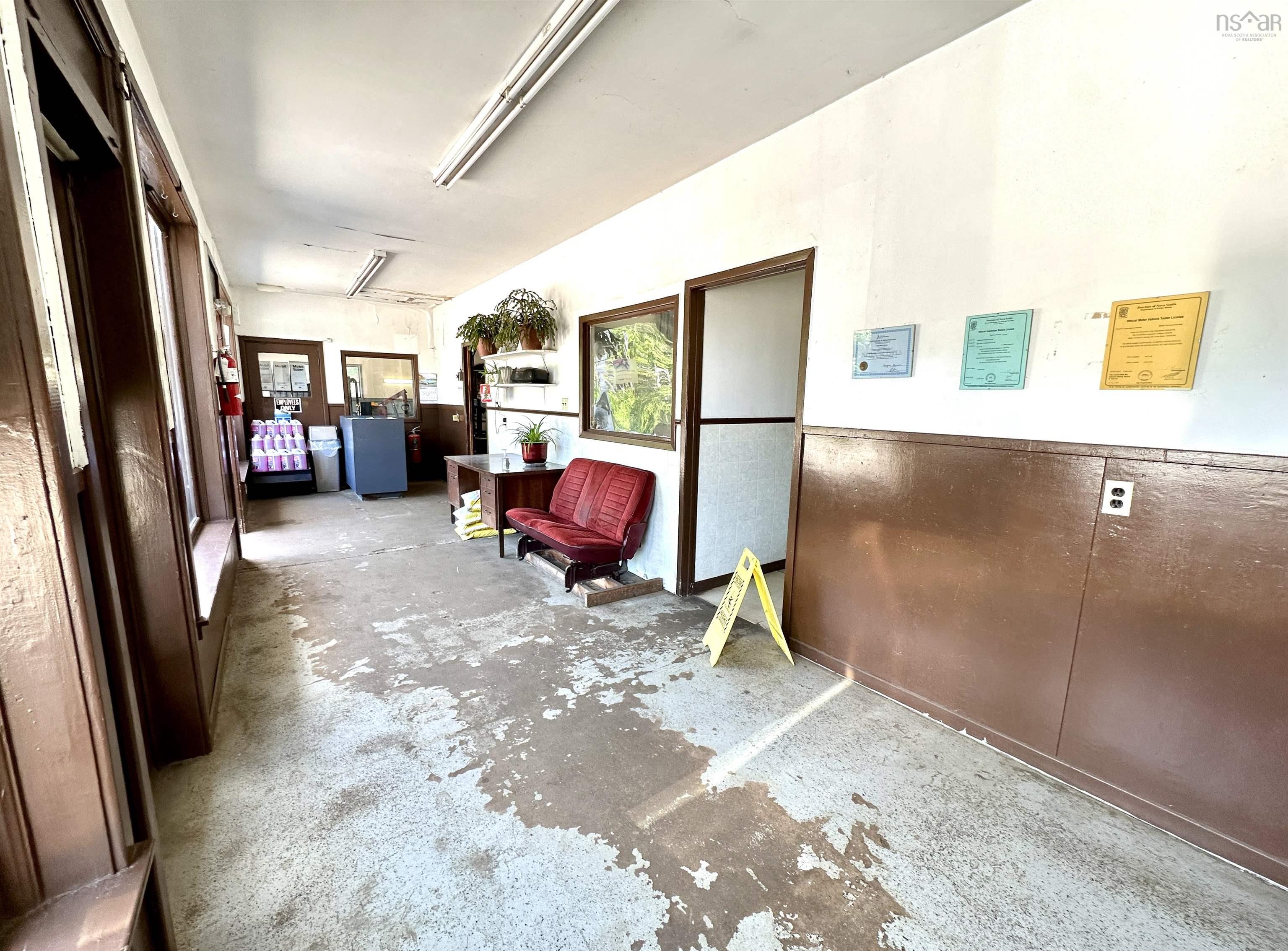 $649,900.00: 5914 Highway 1, Cambridge