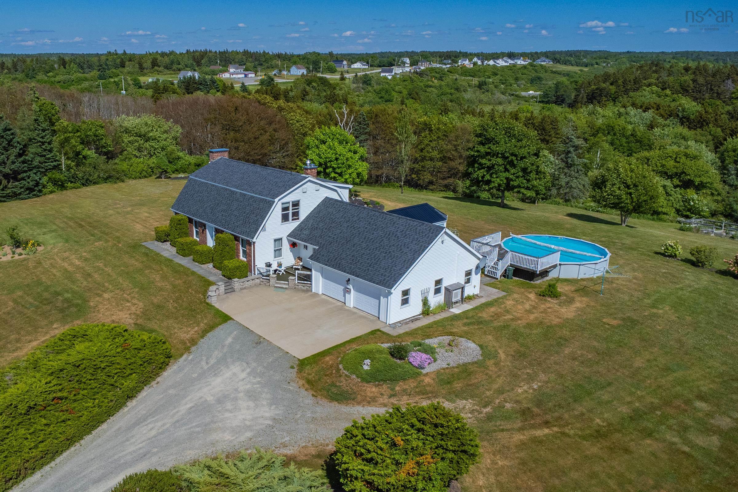$899,000.00: 532 Saulnierville Road, Saulnierville Station