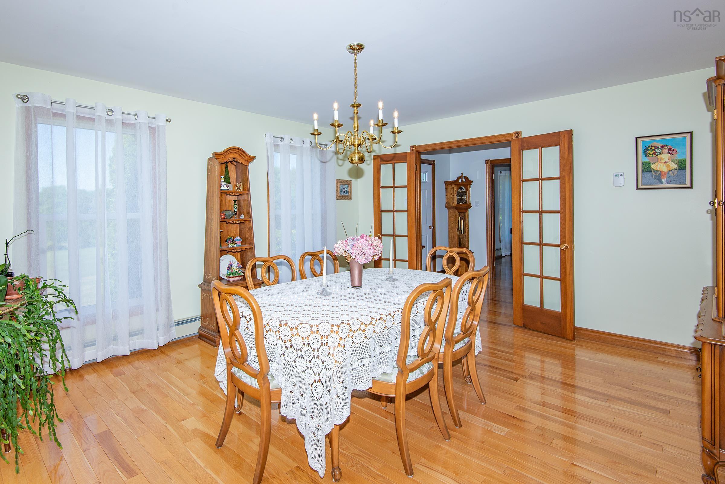 $899,000.00: 532 Saulnierville Road, Saulnierville Station