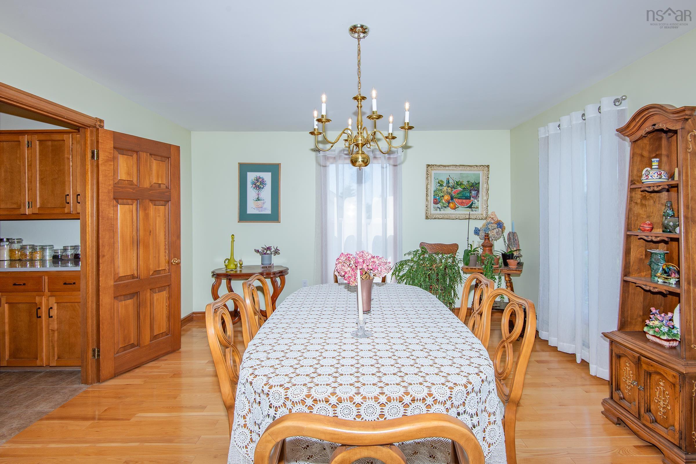 $899,000.00: 532 Saulnierville Road, Saulnierville Station